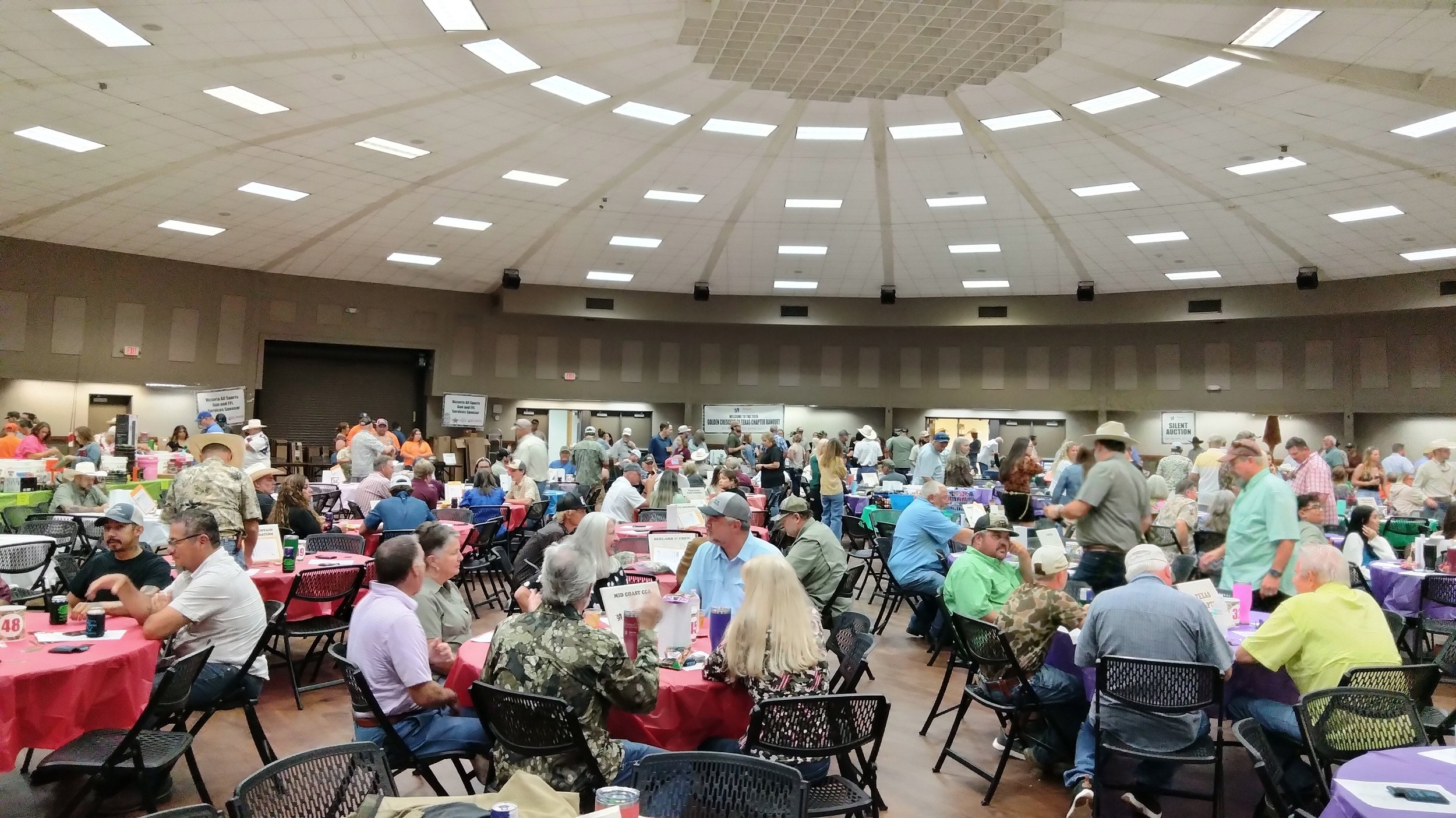 NWTFGC Banquet Crowd2 0826.jpg