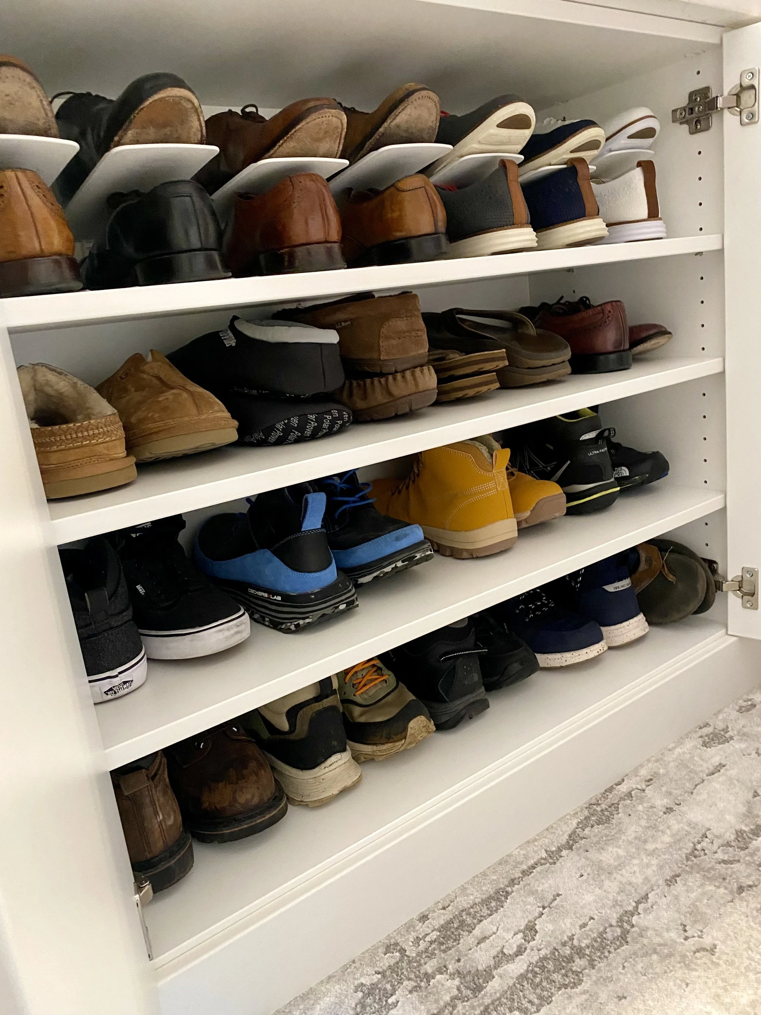 primary master closet organization shoes