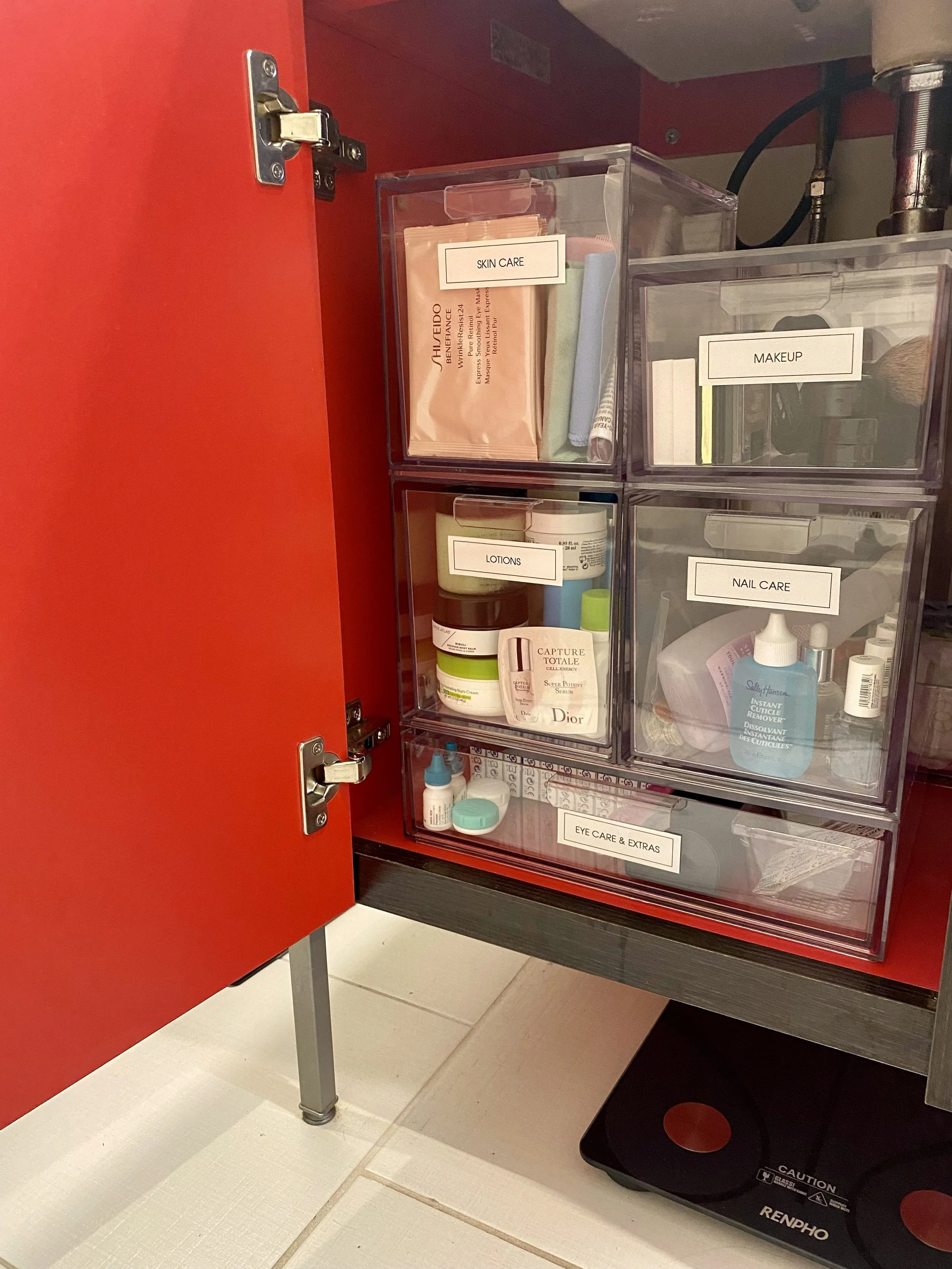 bathroom vanity cabinet organization