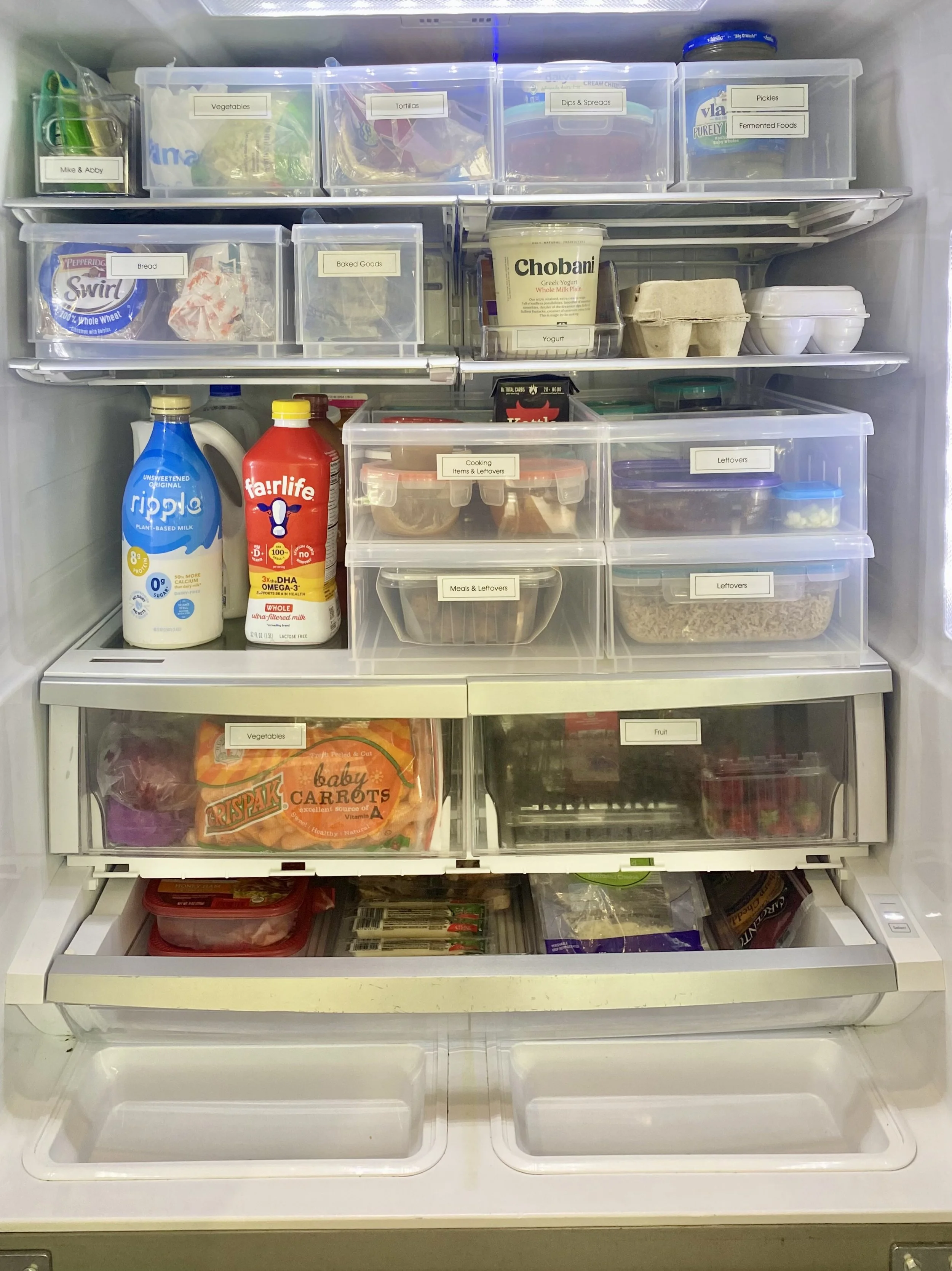 home kitchen fridge organization