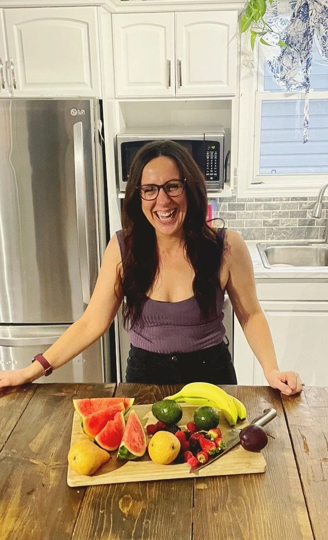 Nutritionist, Dietitian, Holistic, Natural, Hormone balance, hormone balance and weight loss, natural hormone balancing supplements, hormone balancing herbs, hormone balance vitamins, herbs for hormone balance, meal planning, holistic nutrition,