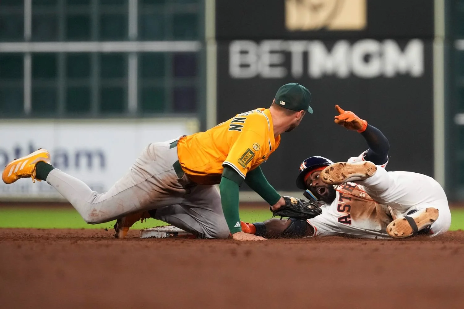 13 - Out Stretching - f1218114-445e-43ac-afb0-4e10f9049289.jpg