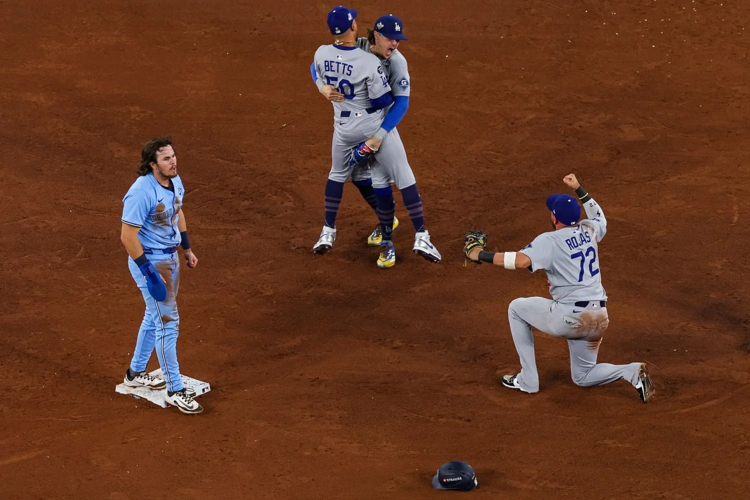 7 - Out - edd91ab9-5612-4f65-a0c4-d7c6d805a2eb.jpg