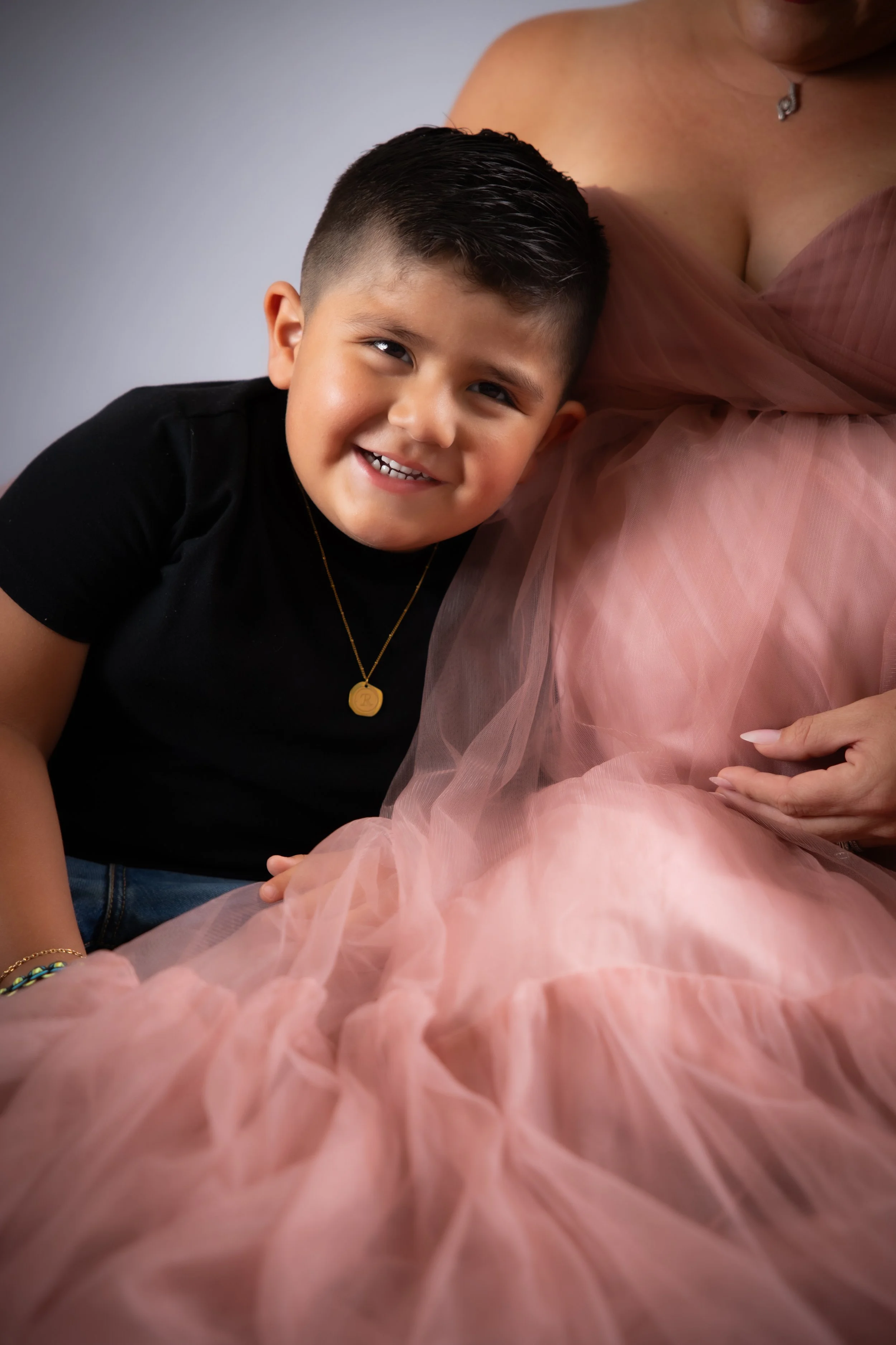 Diana's Maternity and Family Session