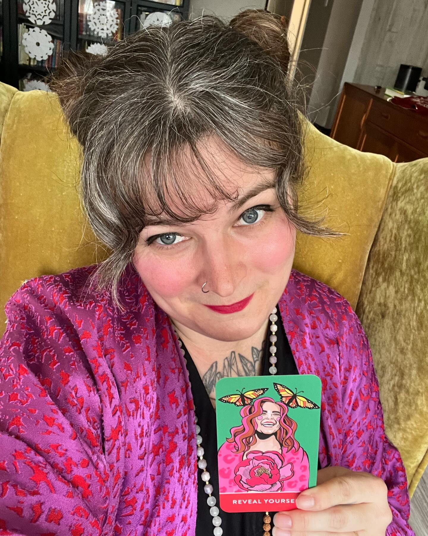 Look Mom, I&rsquo;m an oracle card! ✨

Last year my friend @sassylisalister asked me if she could turn me into SHE Art&hellip;her pop art soul essence portraits. Of course I said, &ldquo;Yes!&rdquo; and was thrilled that she wanted to include it in h