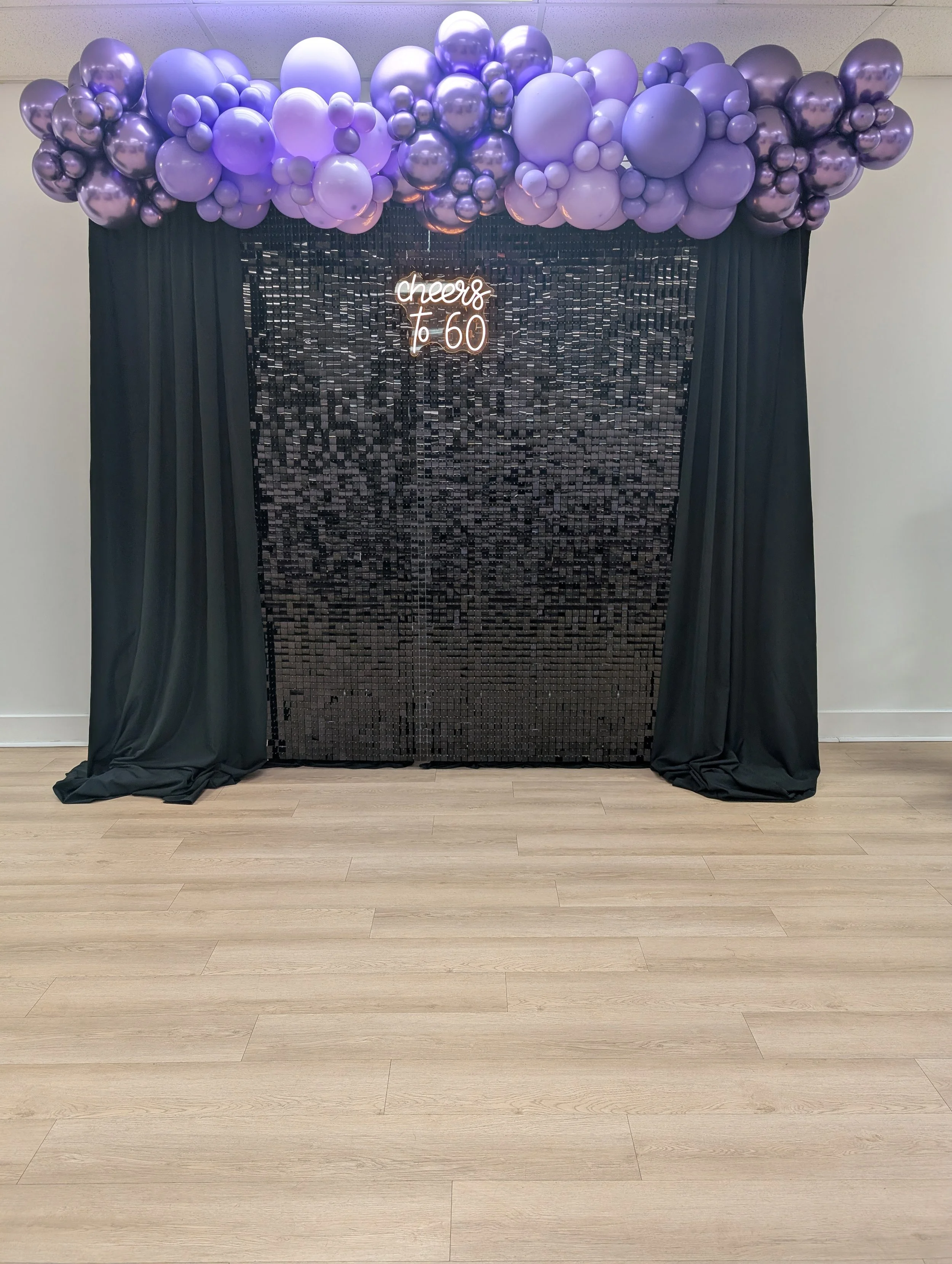 Balloon Garland_CassBarnes.jpg