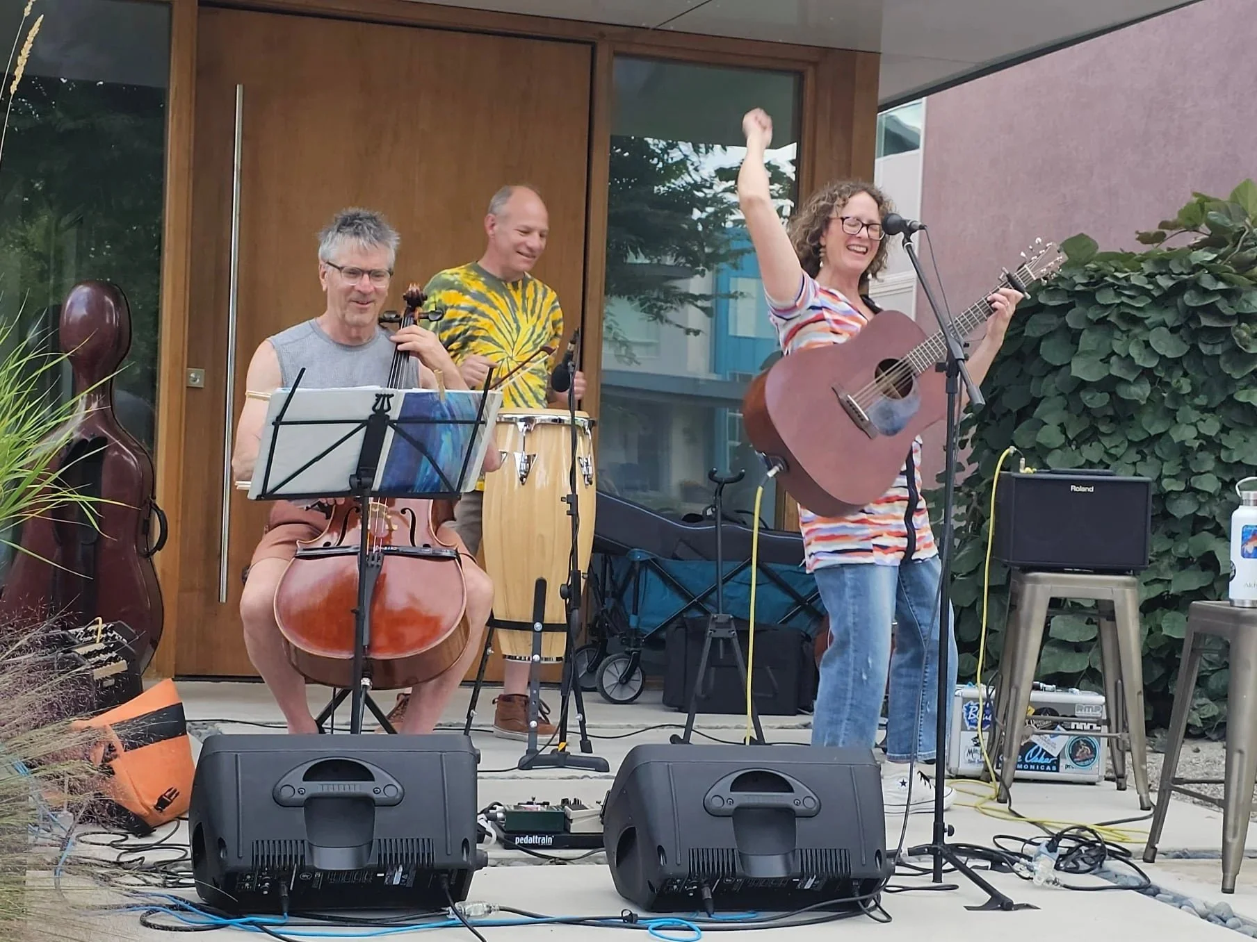Live Music: Foxes Float Trip