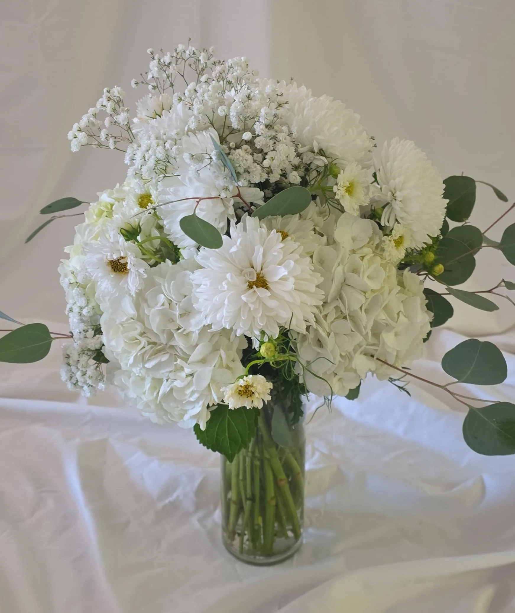 Sympathy Flowers Brooklyn Delivery Glass Vase.jpg