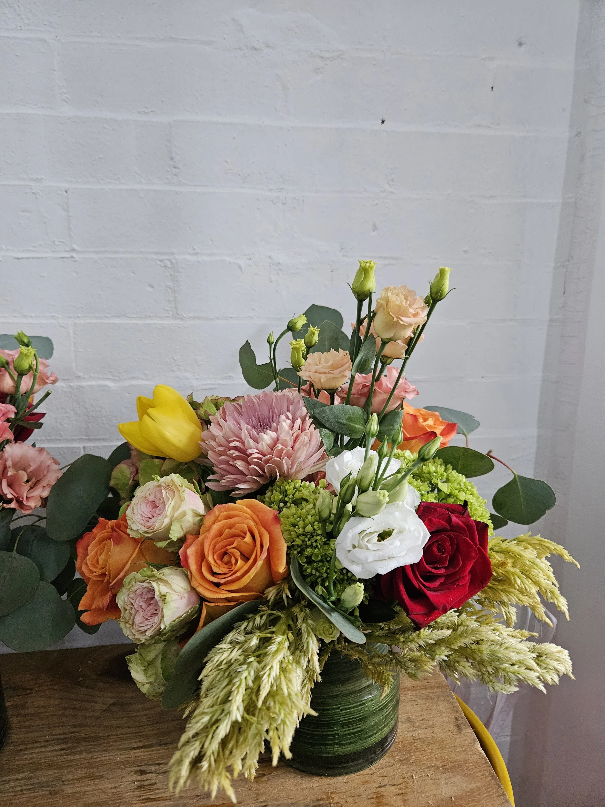autumnal flower arrangement.jpg