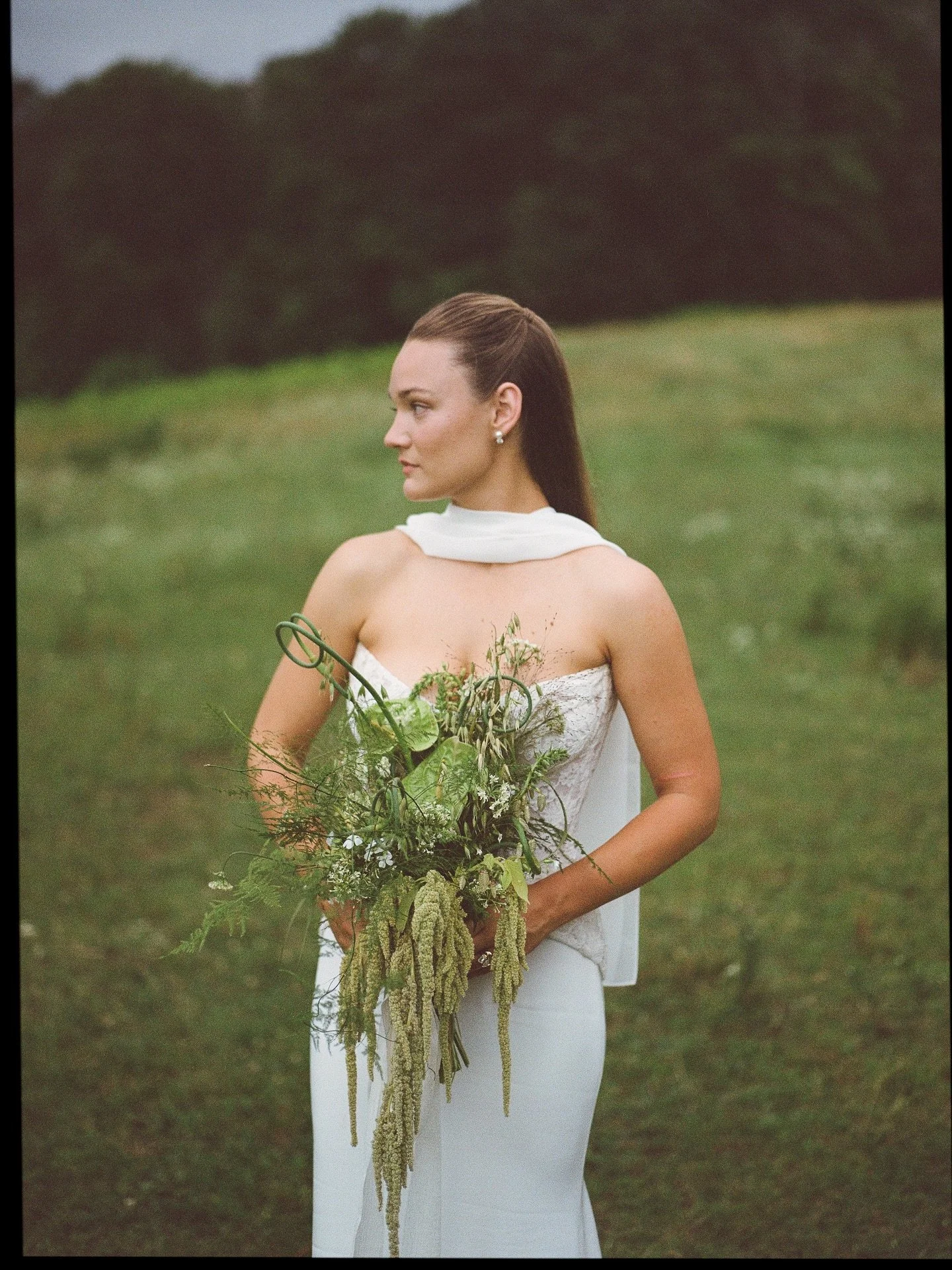 took it easy last week and am finally feeling like I&rsquo;m catching up after our big fall event push last month. we&rsquo;re in our final stretch of events for 2025!! this year has been so good to Porch Flowers. I&rsquo;m looking forward to all the