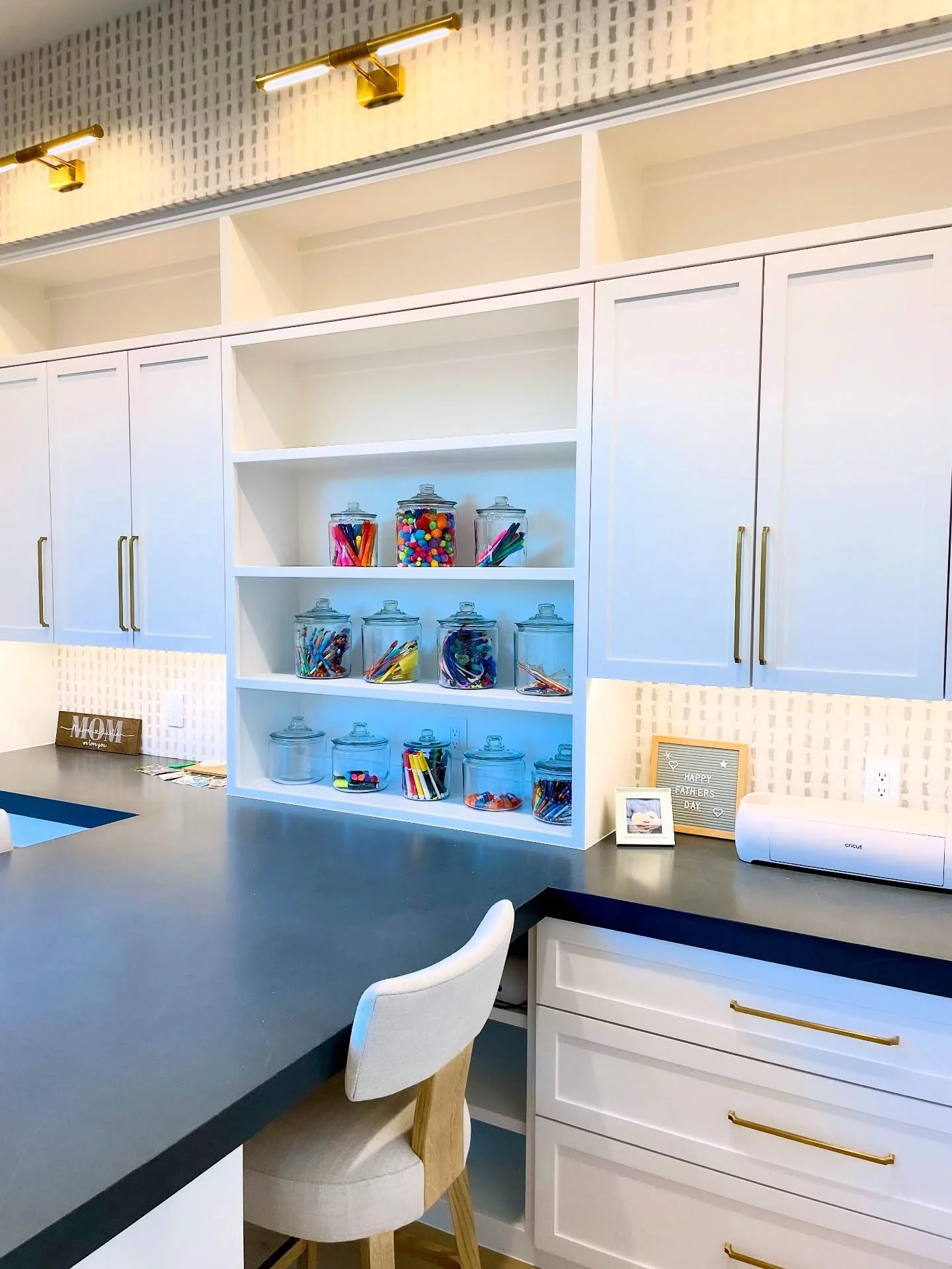 The craft room of our dreams 😍 This space holds kids arts and crafts supplies, as well as gift wrap and office supplies for our client. 

Having a designated space for these kinds of activities makes her life so much easier, and reduces stress if sh