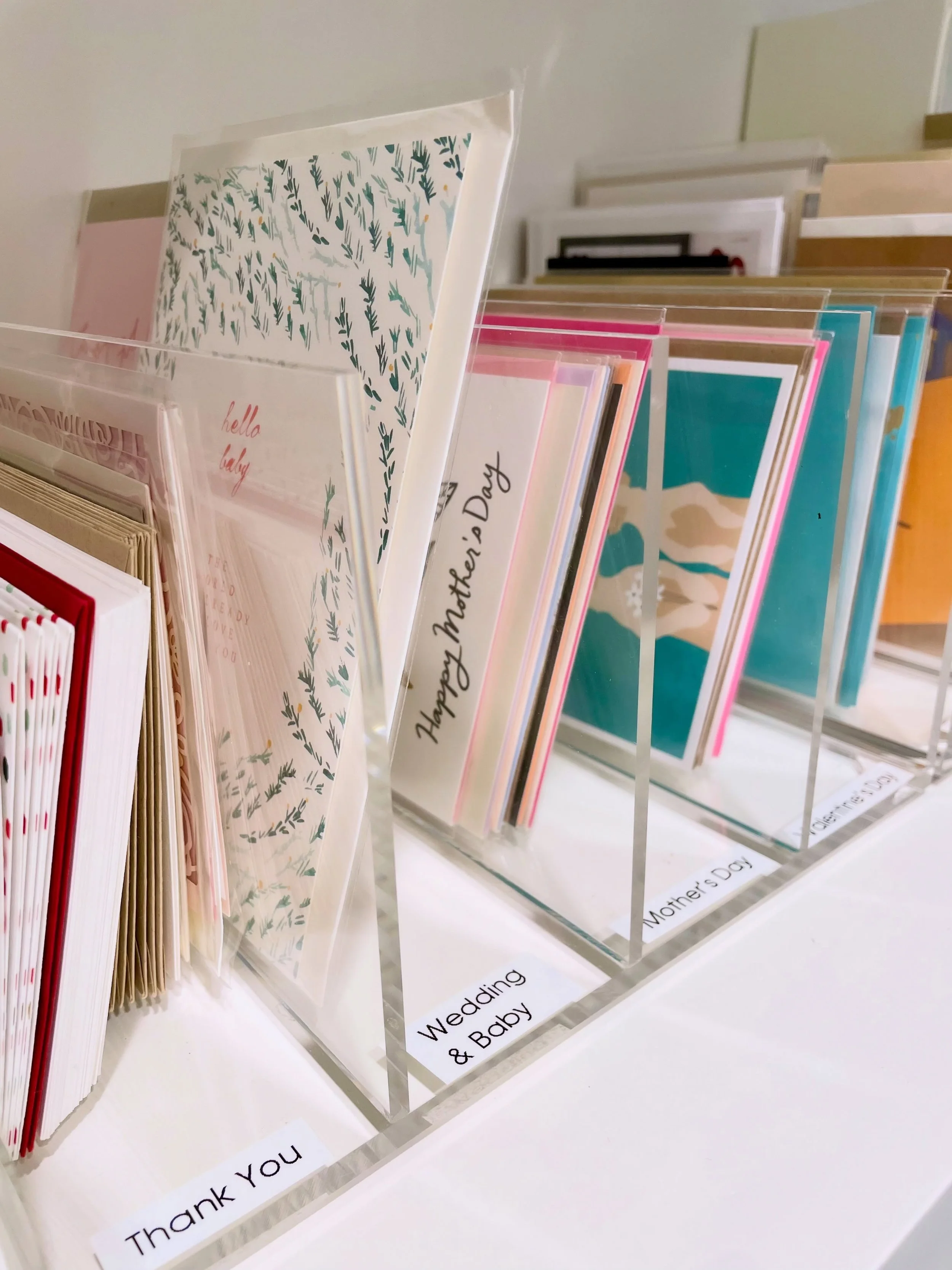 We love setting up stationery and correspondence zones like these! With cards for various holidays and occasions, this client is always ready to celebrate with a handwritten note 🥰 
.
.
.
.
#settledinsoundly #austinprofessionalorganizer #deskorganiz
