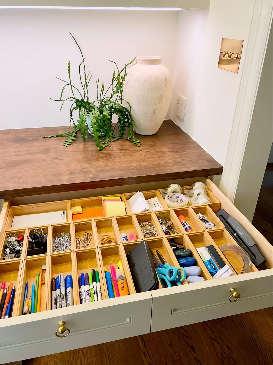 Office Organization Idea for Pens.jpg