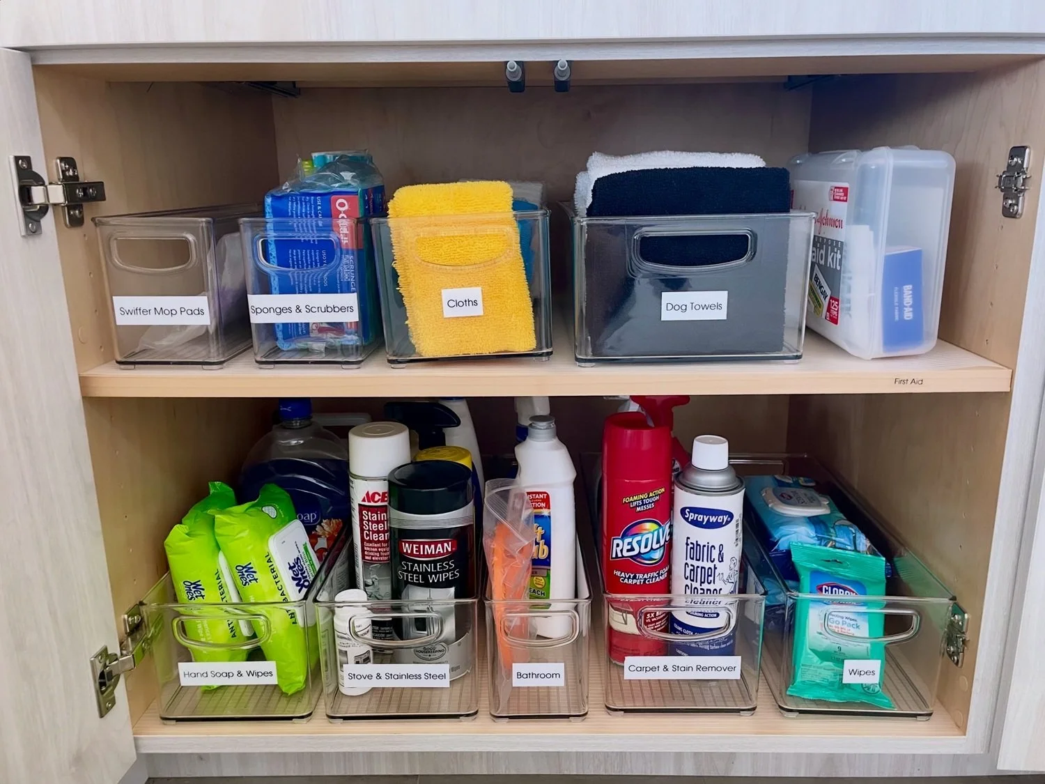 Cleaning Supplies Organization Ideas.jpg