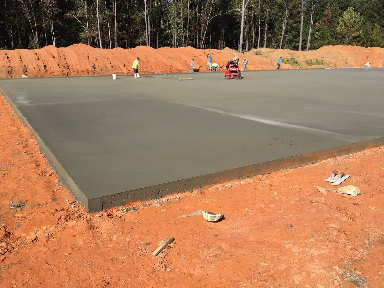 ABE Marshall Shop Road and parking concrete pour commercial builders east texas.JPG