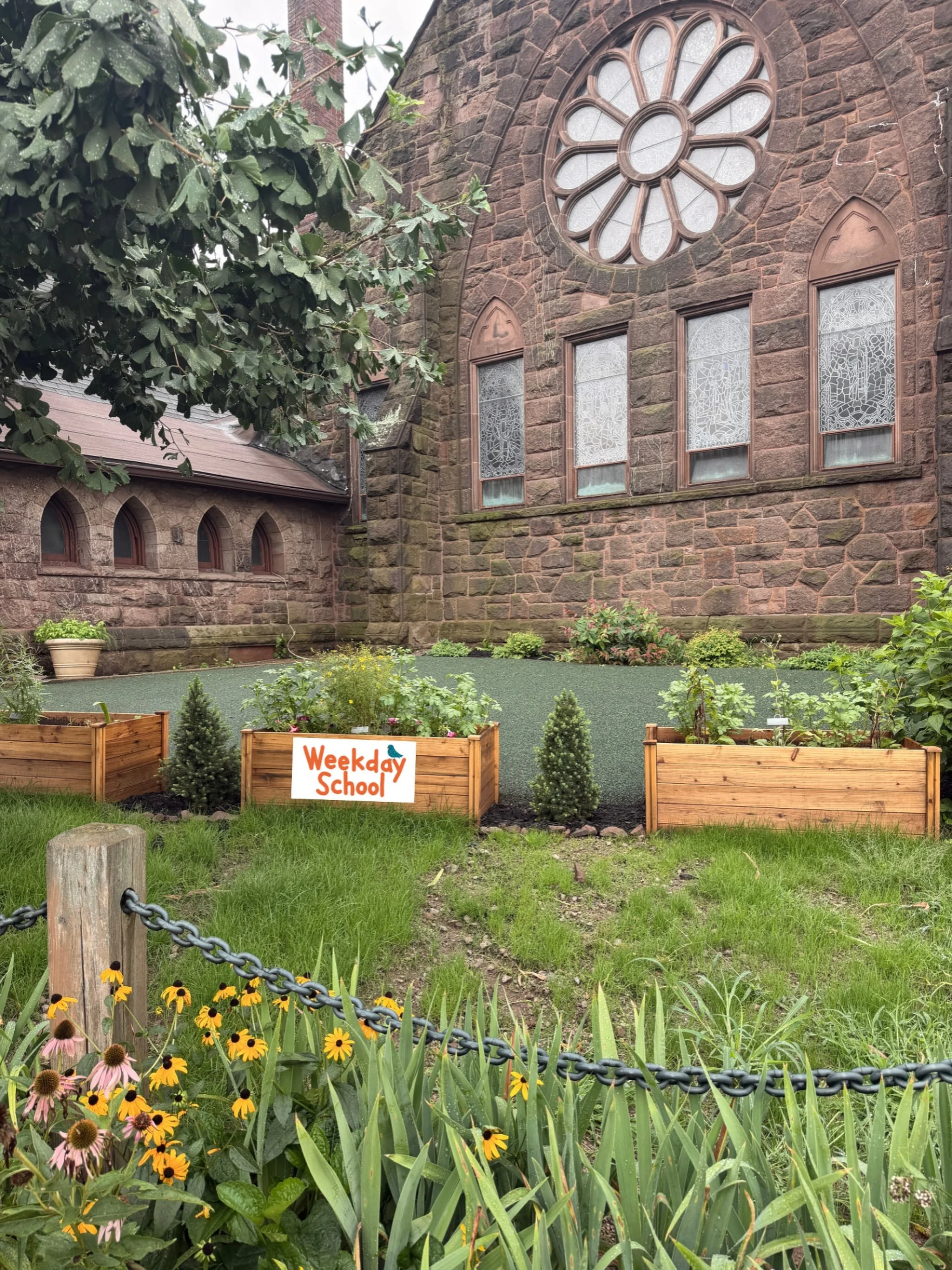 Ready to play! Our new Children&rsquo;s Garden &amp; Playspace is lush, green, and growing&mdash;filled with flowers, fruits, and vegetables for our students to explore, tend, taste, and learn from. We can&rsquo;t wait to welcome everyone back on Sep