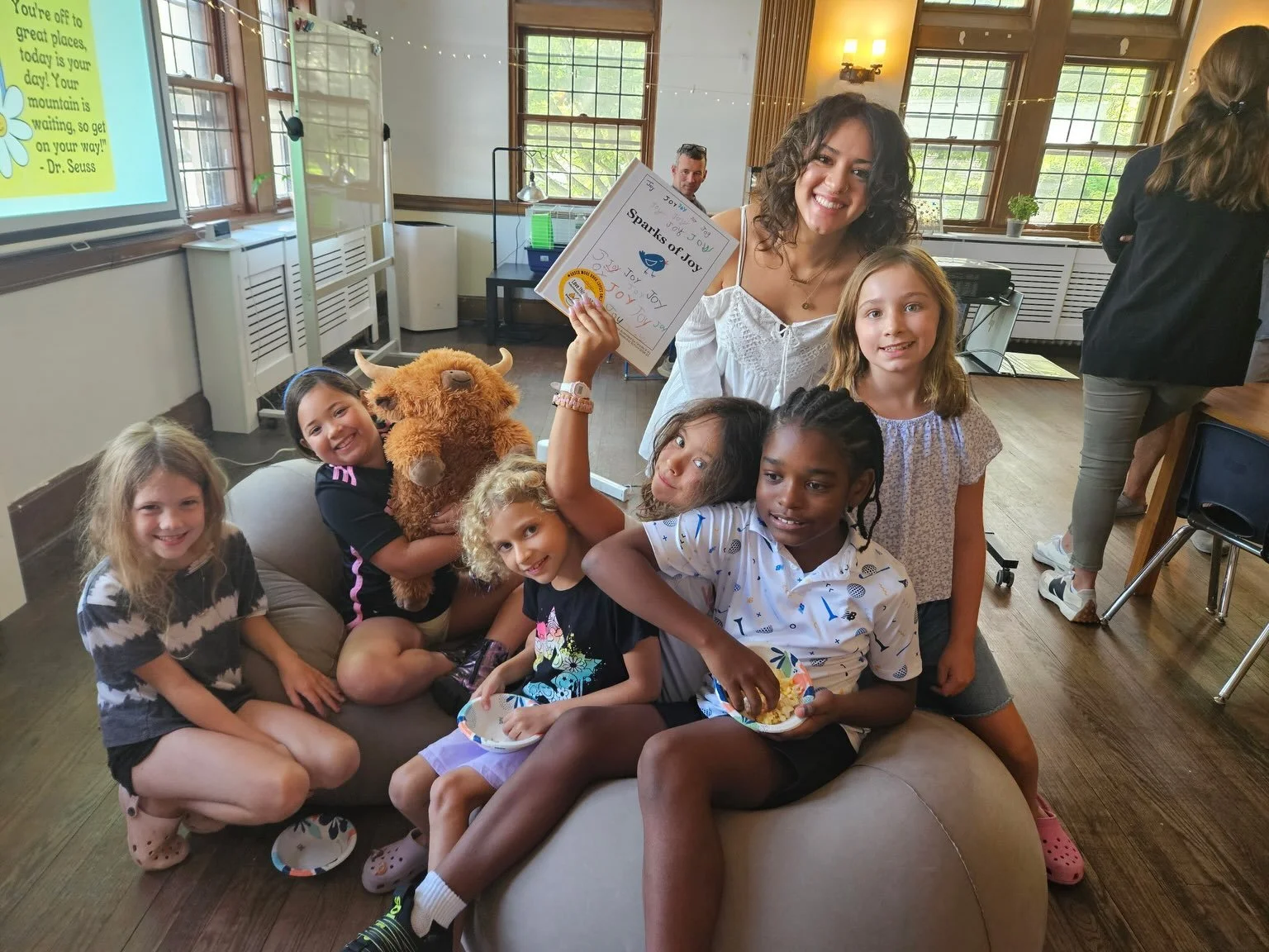 What an amazing first day of the 2026-27 school year! From exploring new classrooms, test driving recorders in music, creating in art, community breakfast and lunch, and book-loving in our new library, we can say with certainty that we are off to a w