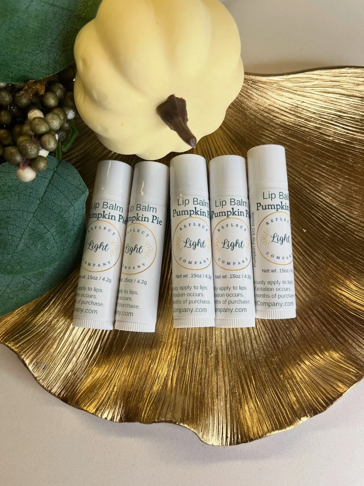 It’s here! β¨ Labor Day Weekend Bonus! π
Starting now through Labor Day Monday, the first 5 orders will include a FREE Pumpkin Pie Lip Balm tucked in with your skincare. π₯§β¨
Cozy, limited, and only here through Labor Day! (All orders will shi