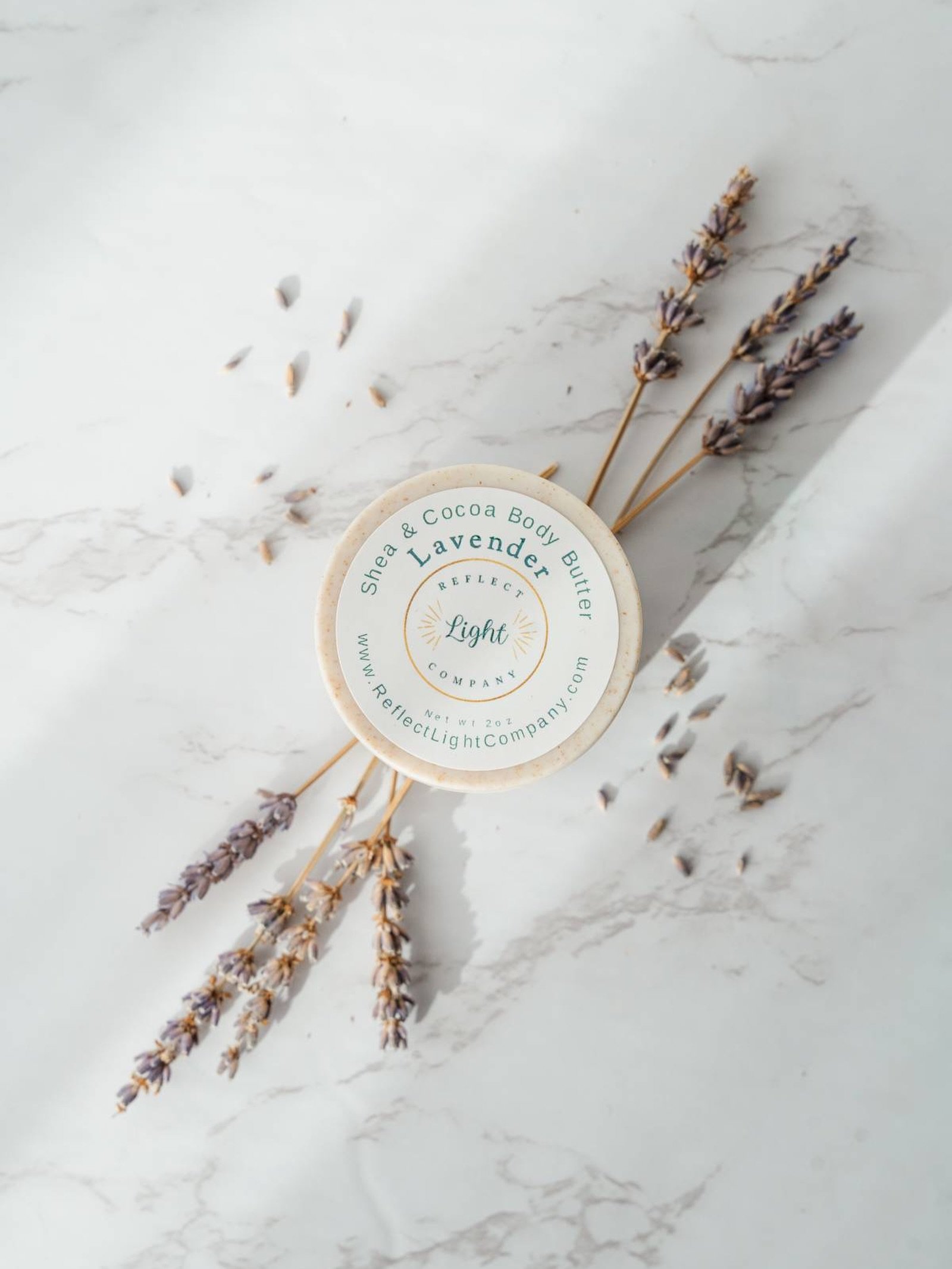 So many customers comment on how they either love Lavender or hate it&hellip; 🤷🏼&zwj;♀️

I&rsquo;m totally in between, not a huge fan of plain Lavender but absolutely love it in our blends. 💜

What are your thoughts? ✨

.
.
.
#reflectlightcompany 