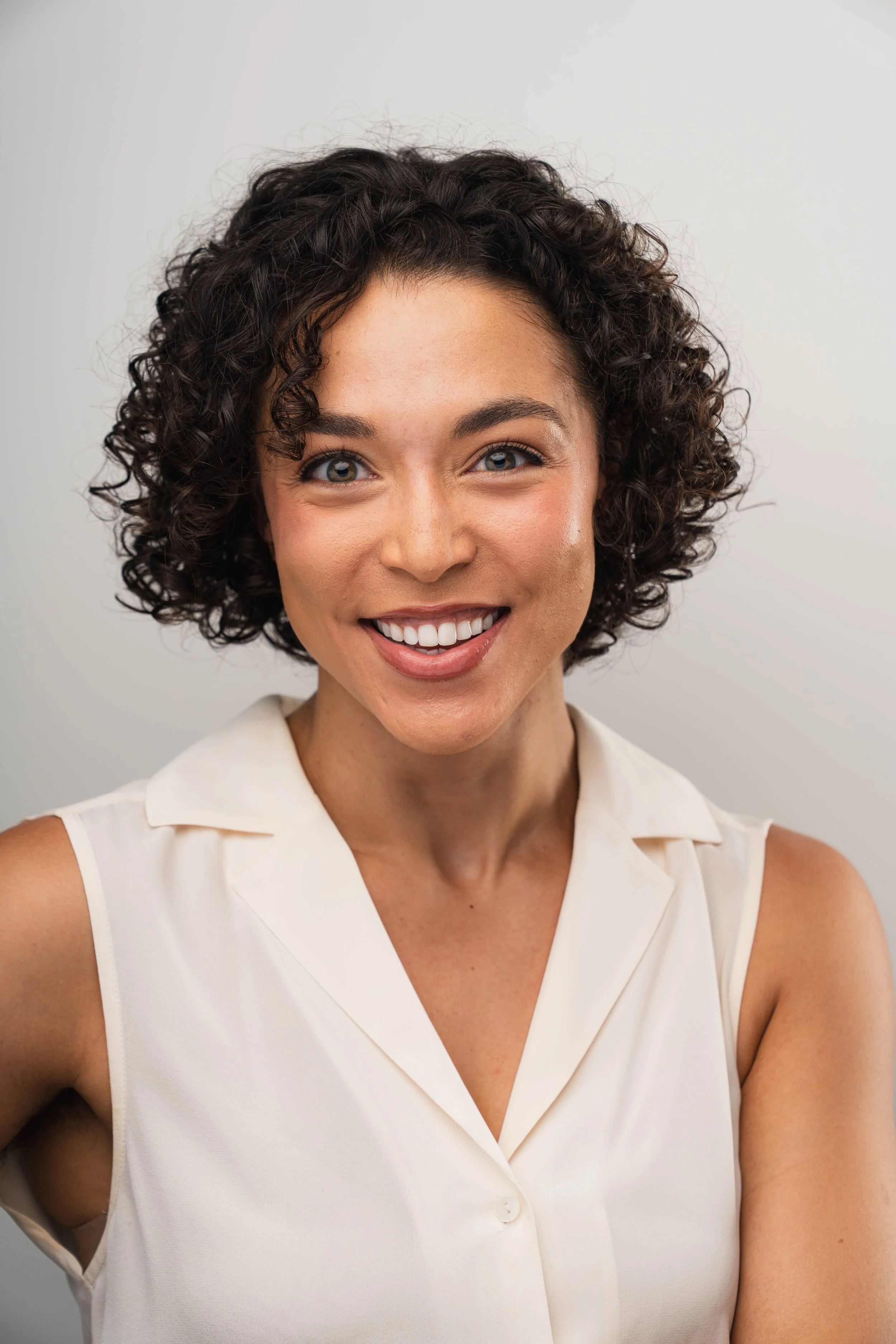 Katie headshots-2739.jpg