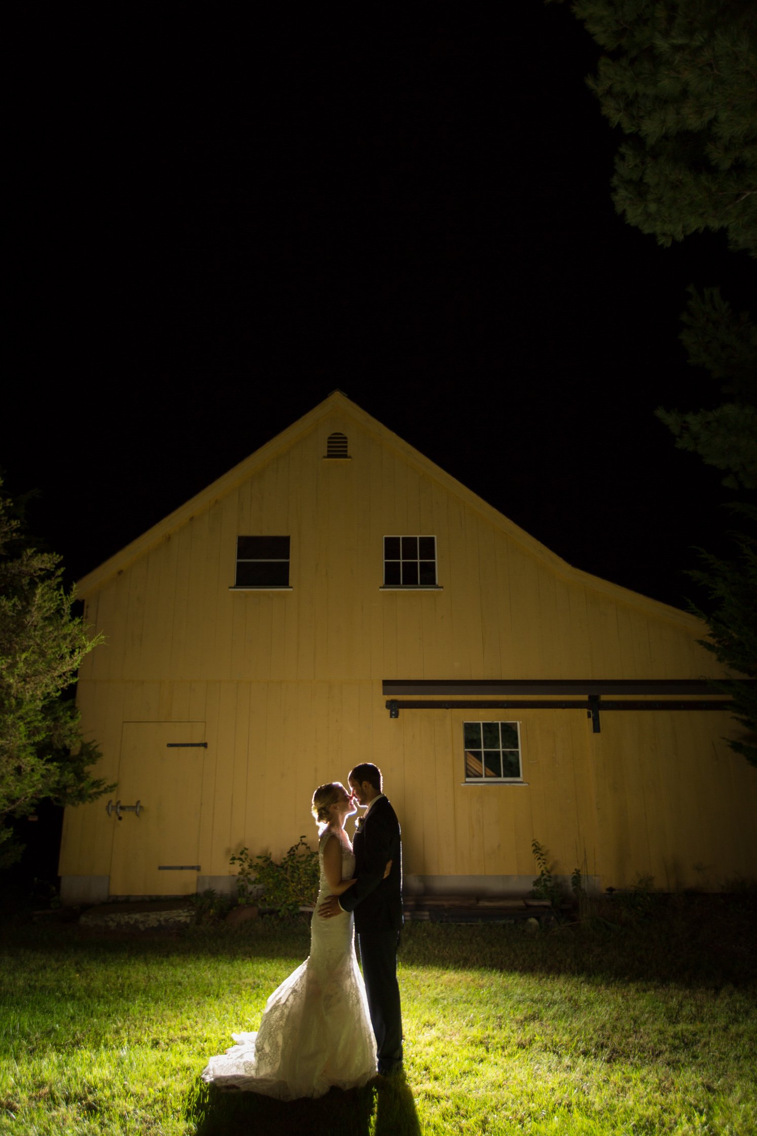 Coastal-New-England-Wedding-Private-Residence-54.jpg