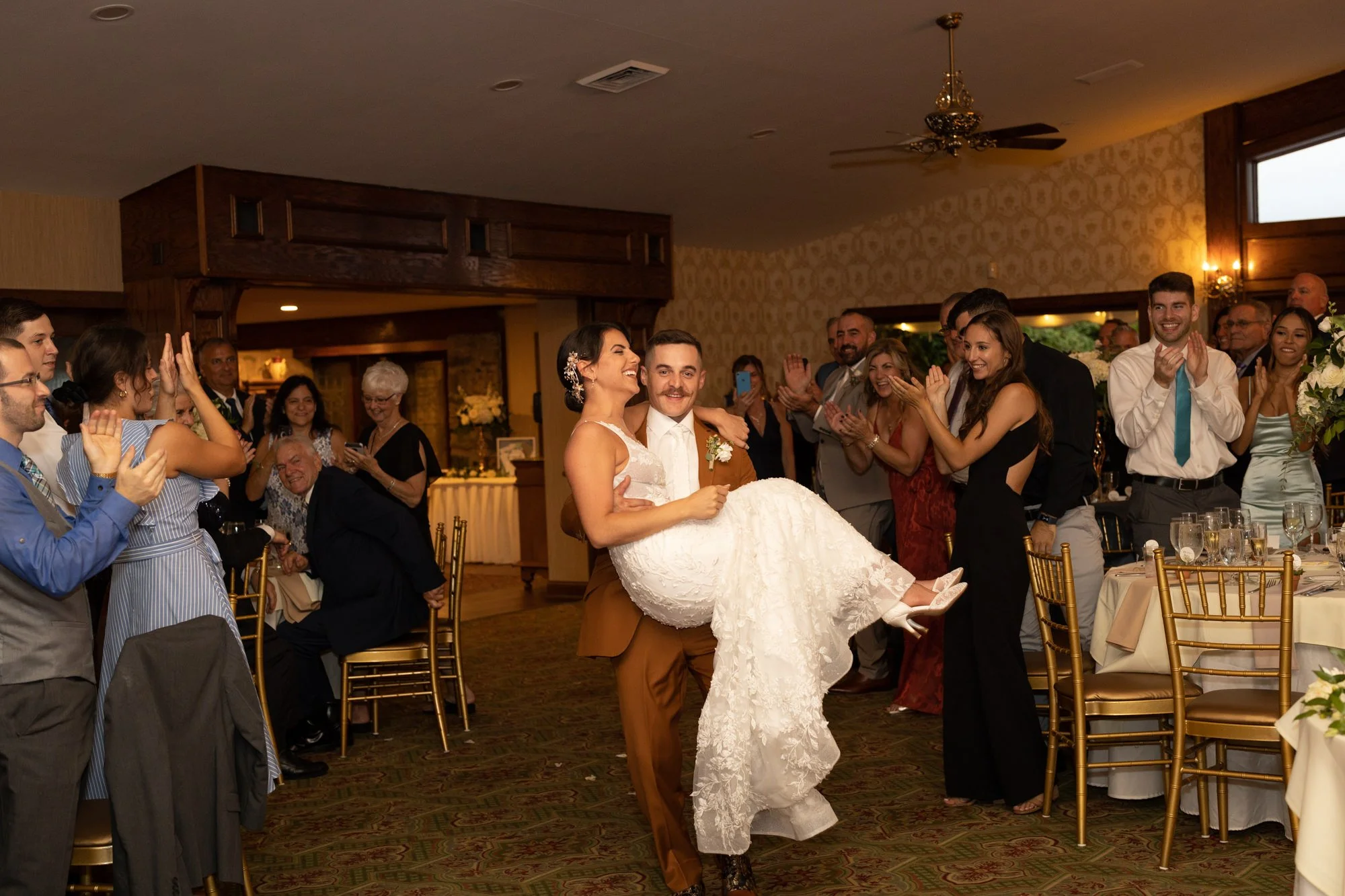 Saint-Clements-Castle-Wedding-CT-460.jpg