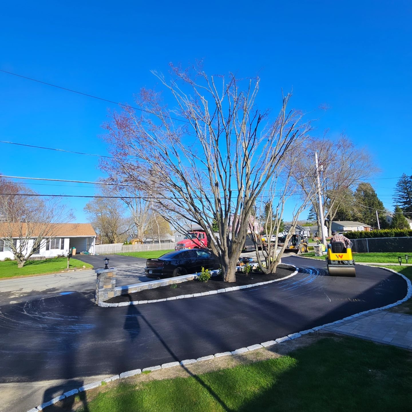 Two jobs done today in the same neighborhood. Both ripped out and re- paved in Greenville, Rhode Island.
.
.
.
.
.
#tcopaving #pavingri #rhodeisland