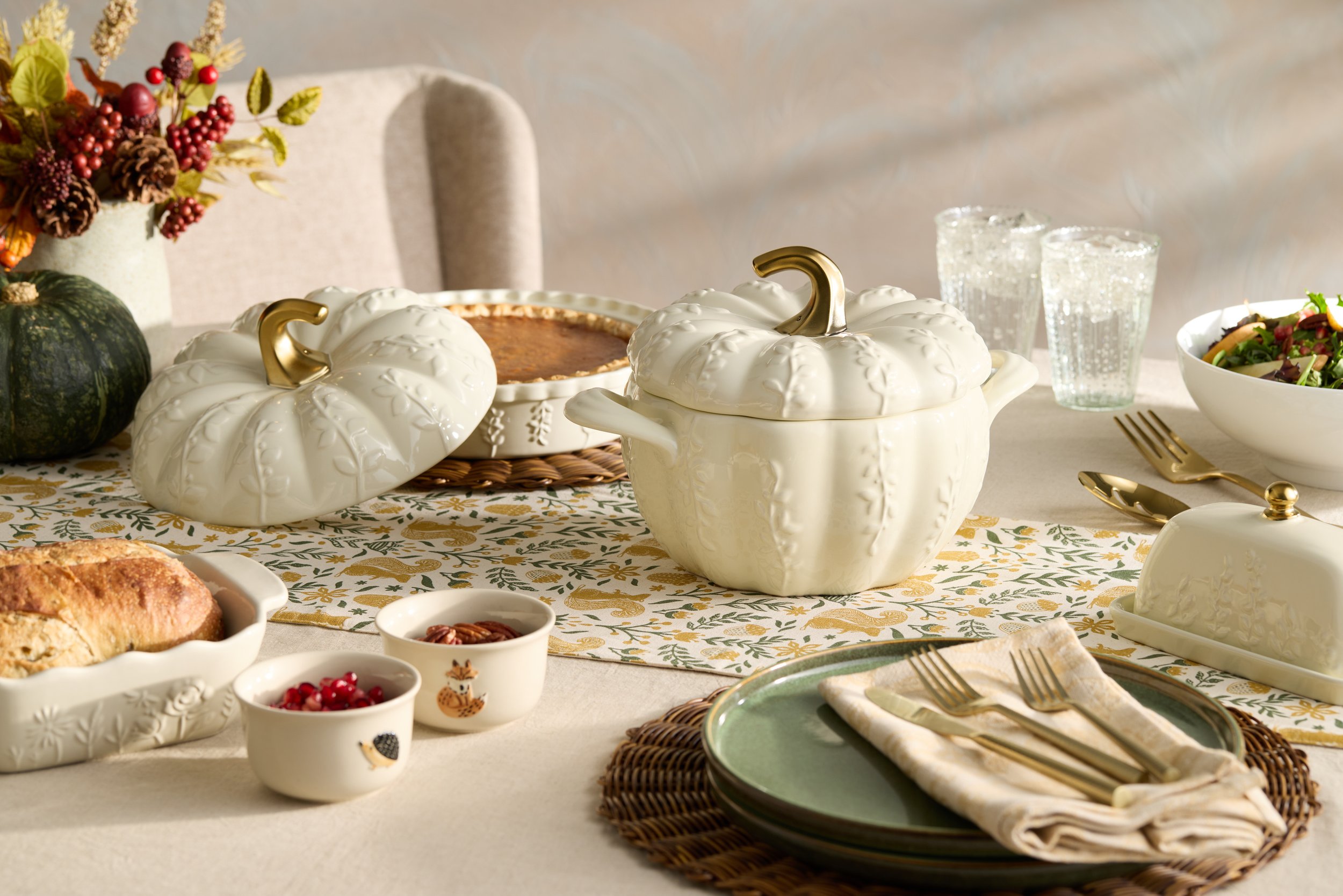 Ecomm_PDP_jpgs-Kitchen_Newness_Pumpkin_wk19_FA26_1328x609H_Hero.jpg