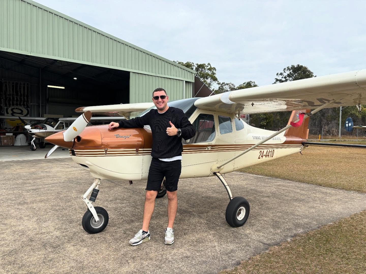 Big congratulations to Chris for obtaining his RPC today. Well done 👏
#strikeaviationtraining
#tecnamaircraft
#rpc