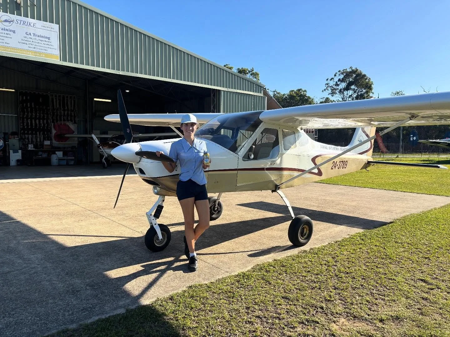 Big congratulations to Rylee for completing her first solo!  Well done 👍

#strikeaviationtraining
#firstsoloflight
#tecnamaircraft