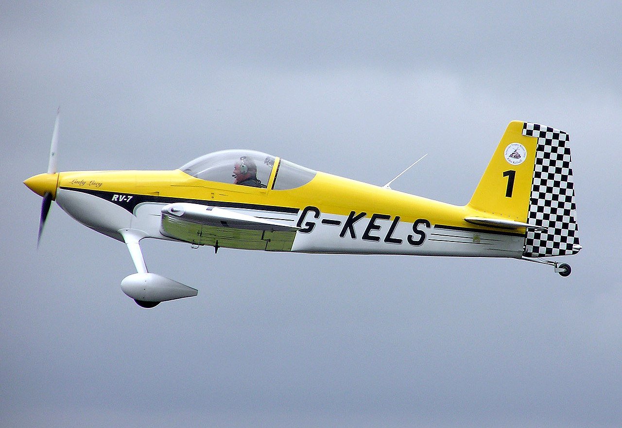 Vans.rv-7.g-kels.arp.jpg