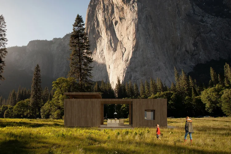 Portfolio — The Minimal Hut™