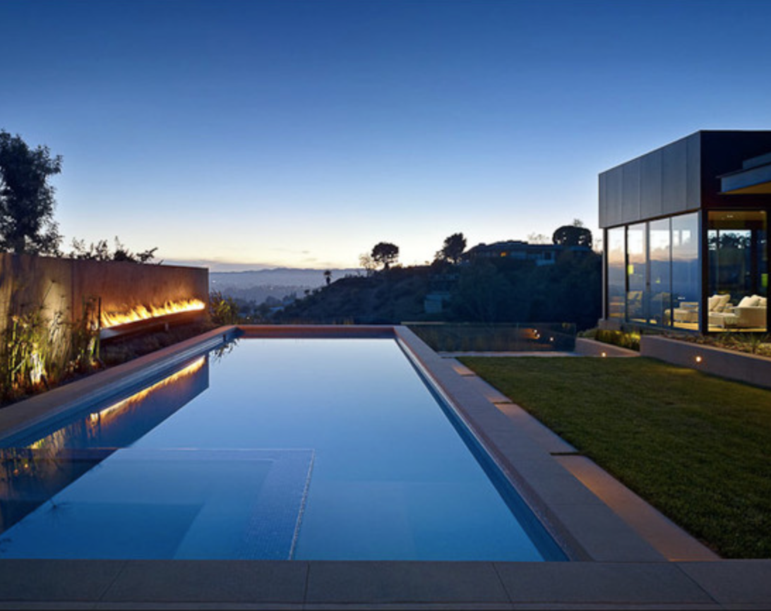 hollywood hills2.png