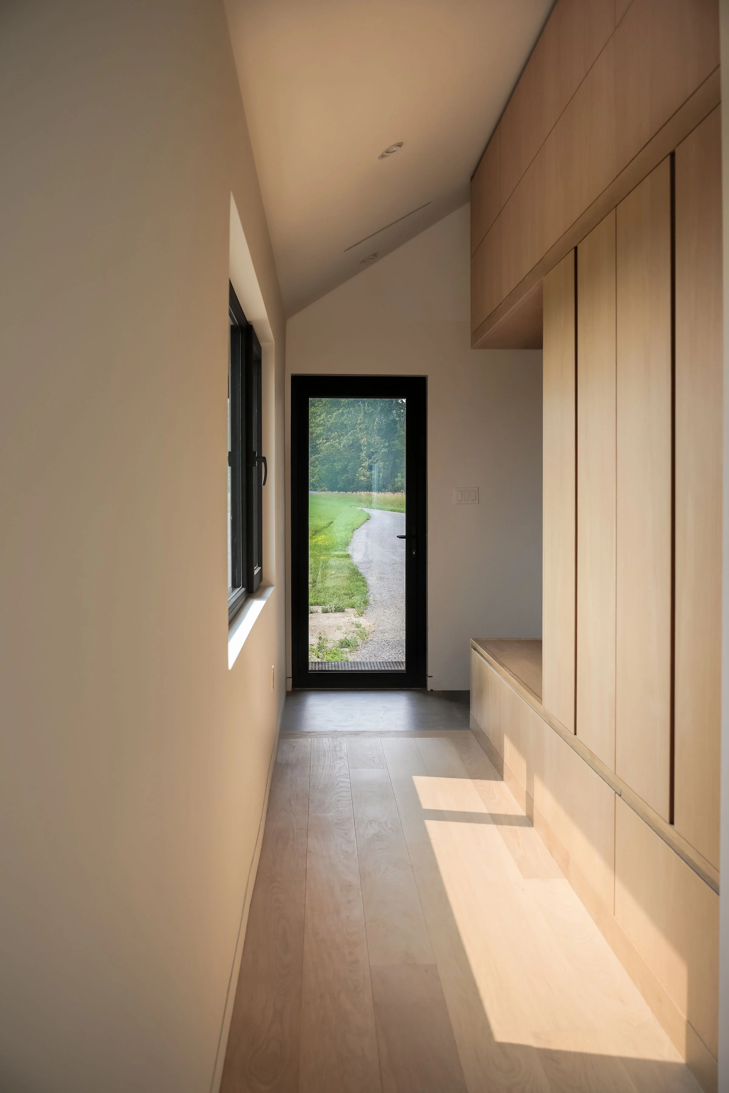 Storage, Hallway, Entry, Built Ins 