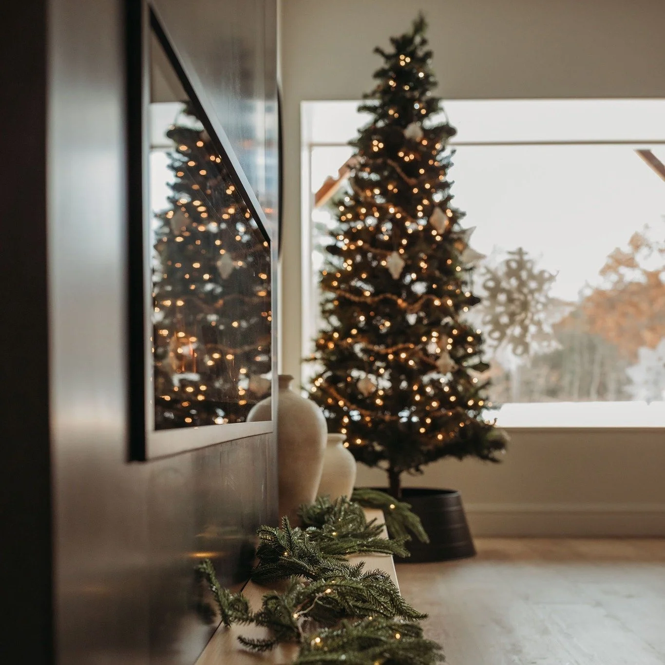 From our home to yours, wishing you a holiday filled with warmth, wonder, and a touch of magic.

#HolidayMagic #HolidayInspiration