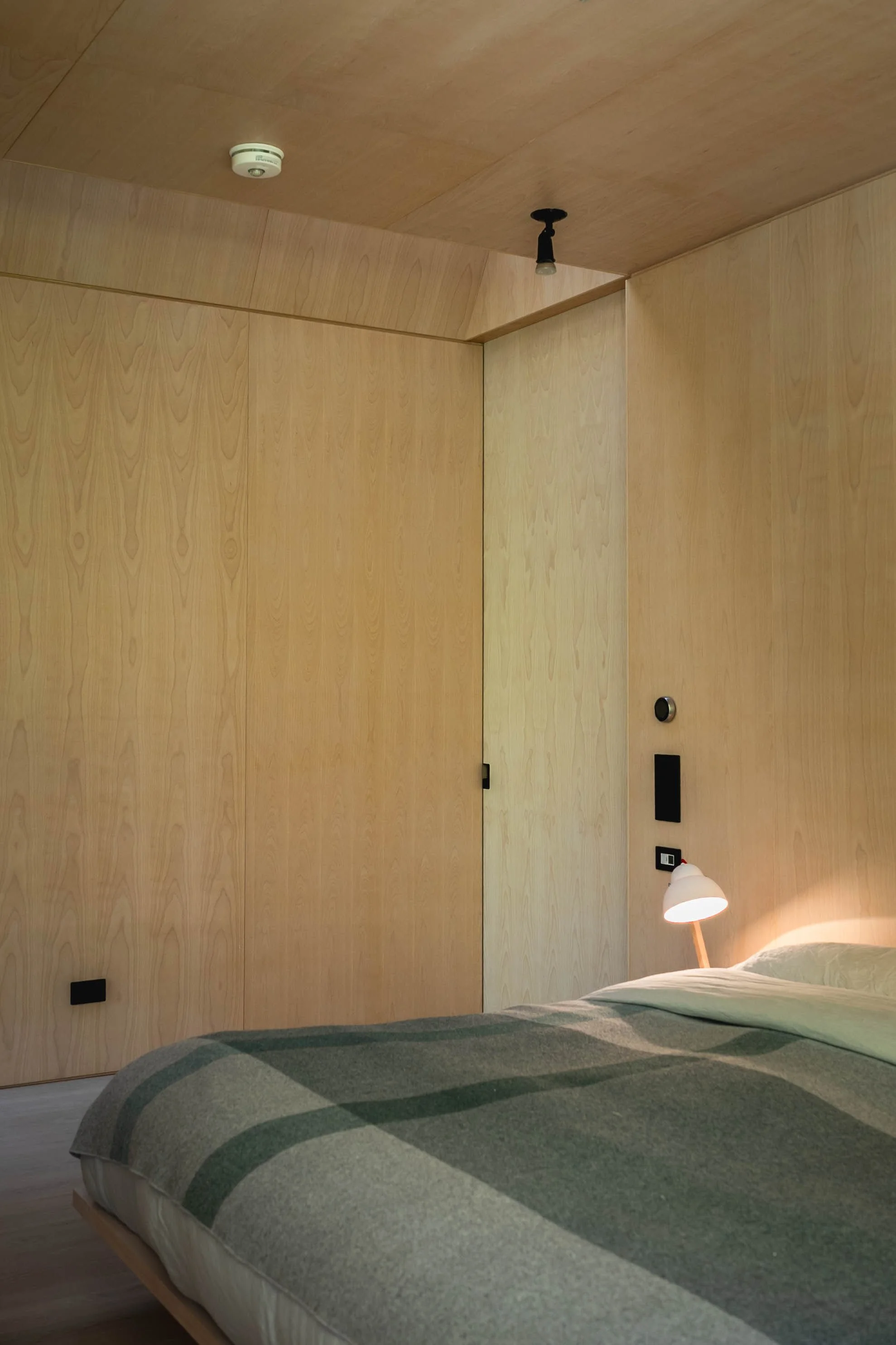Bedroom, Furniture