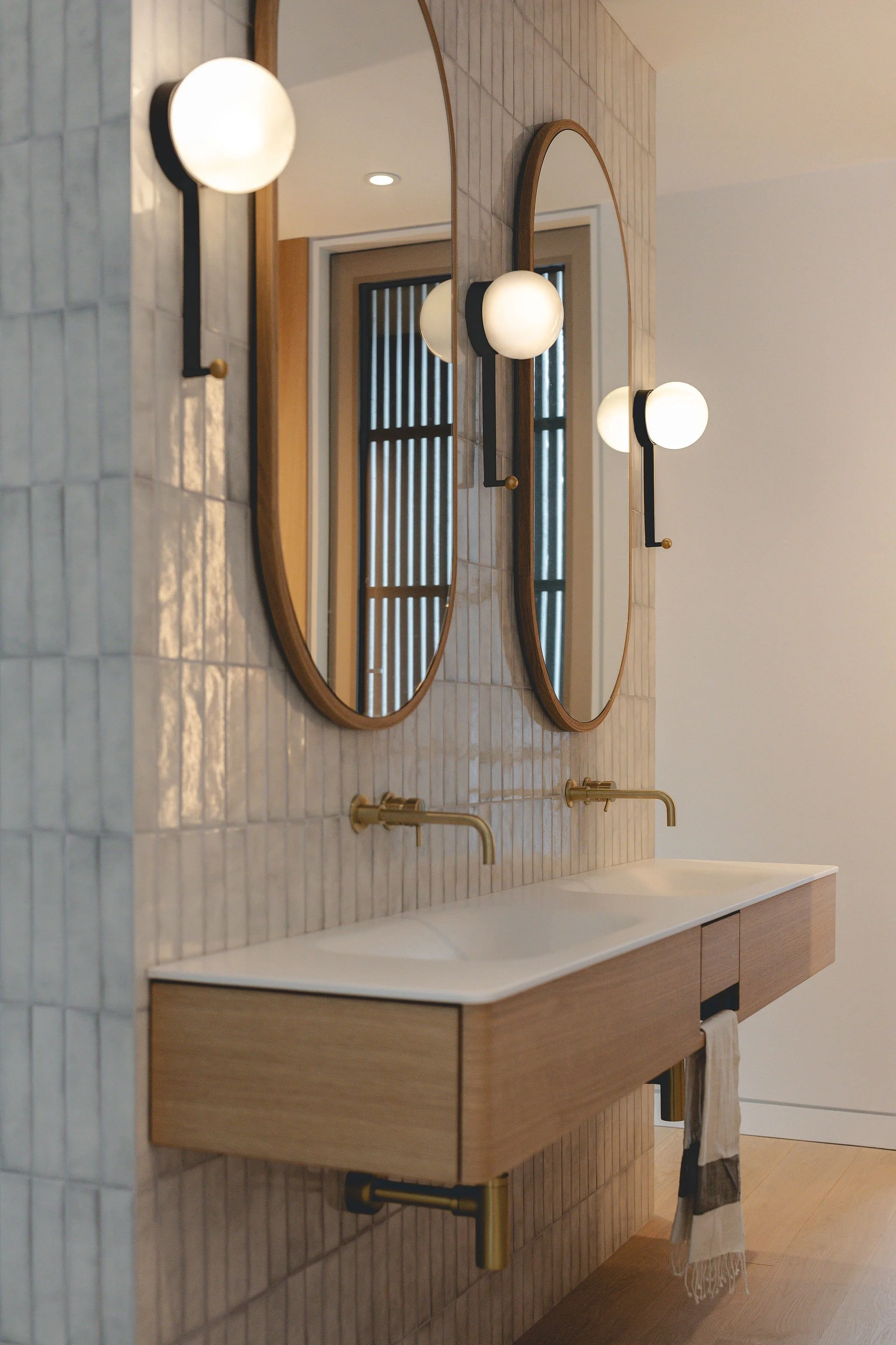 Ridge House, Bathroom