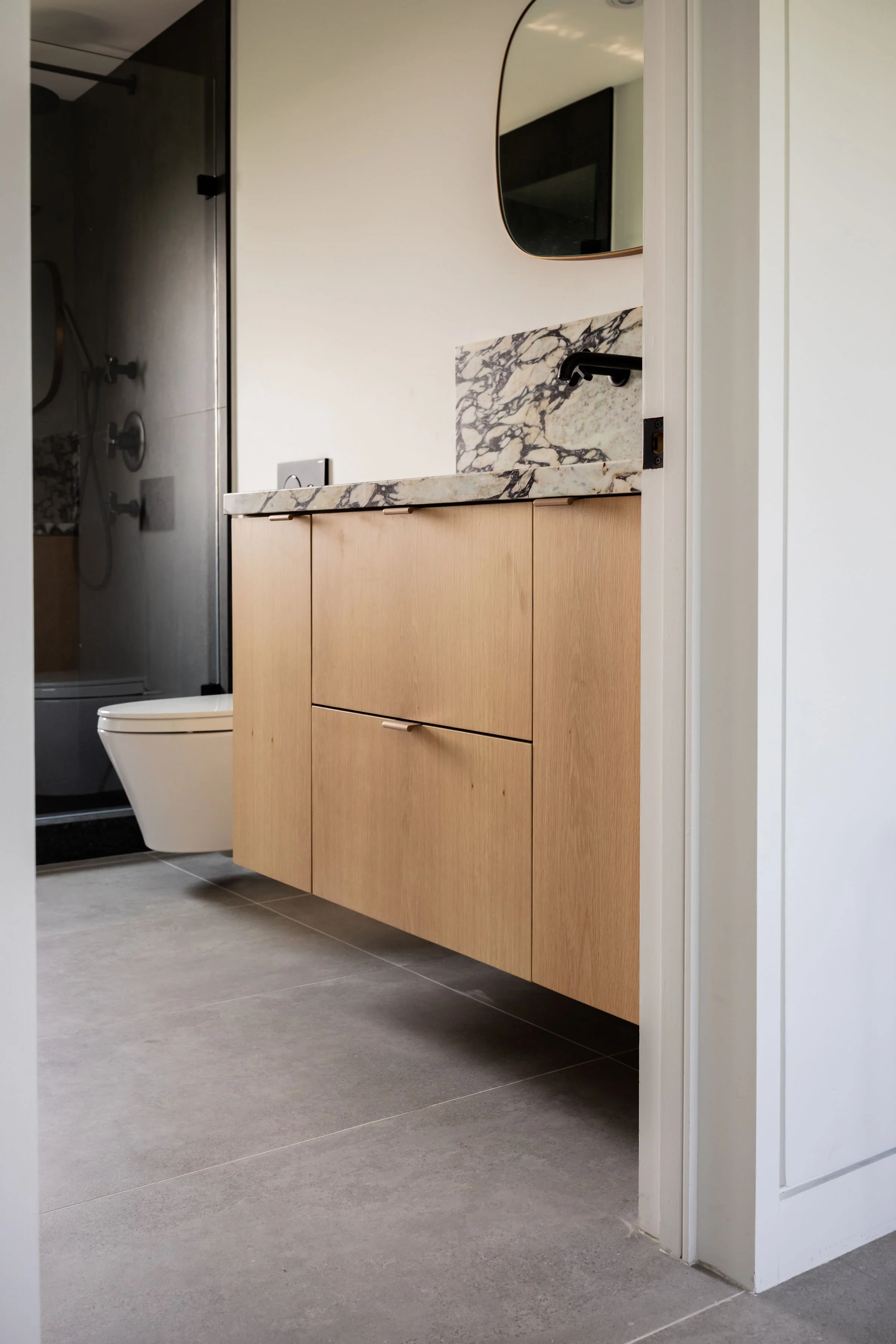  Bathroom, Storage 