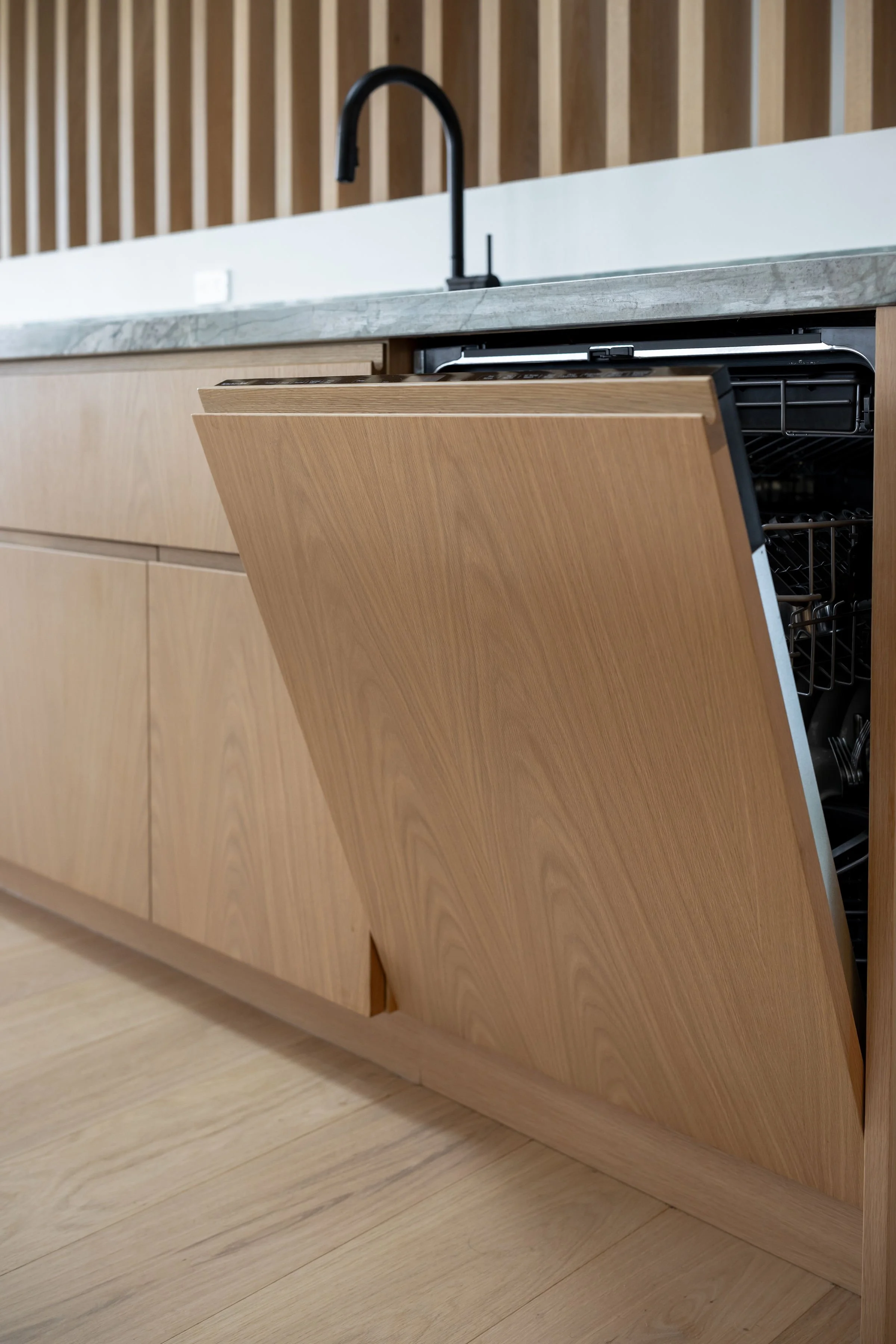  Kitchen, Built Ins 