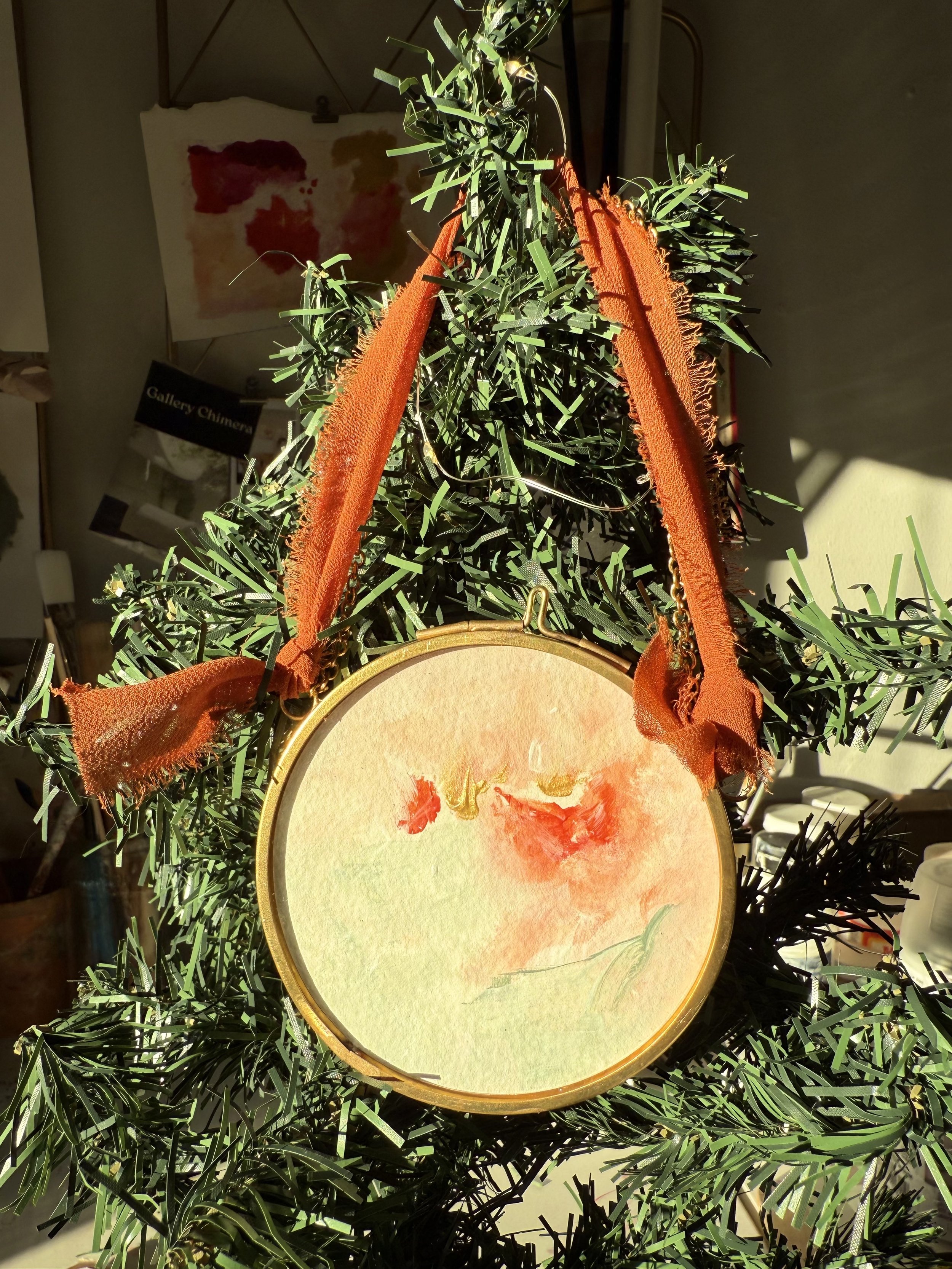 Ornament circle 1.jpg