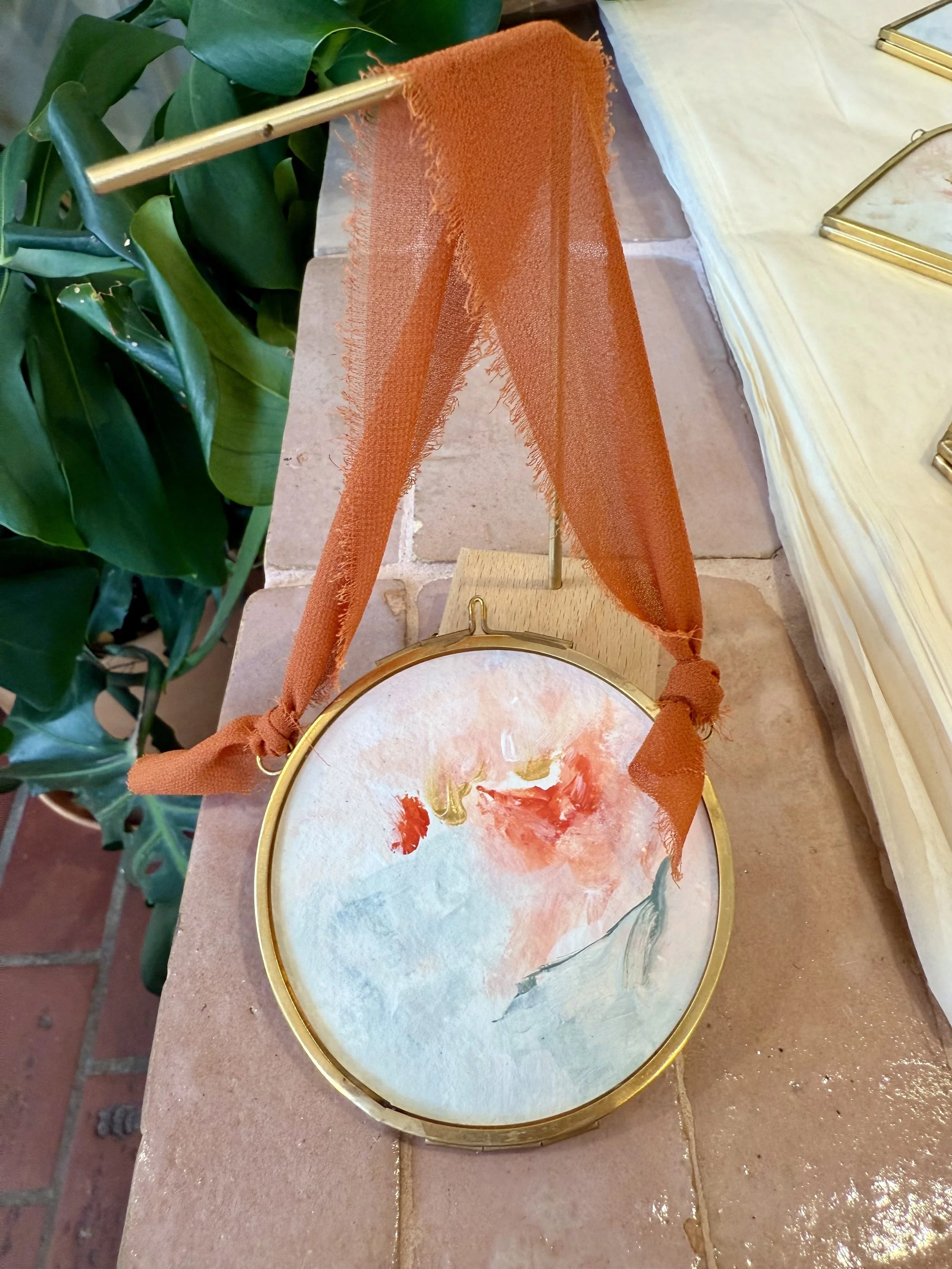 2025 Framed Ornament - Circle Shape No 1