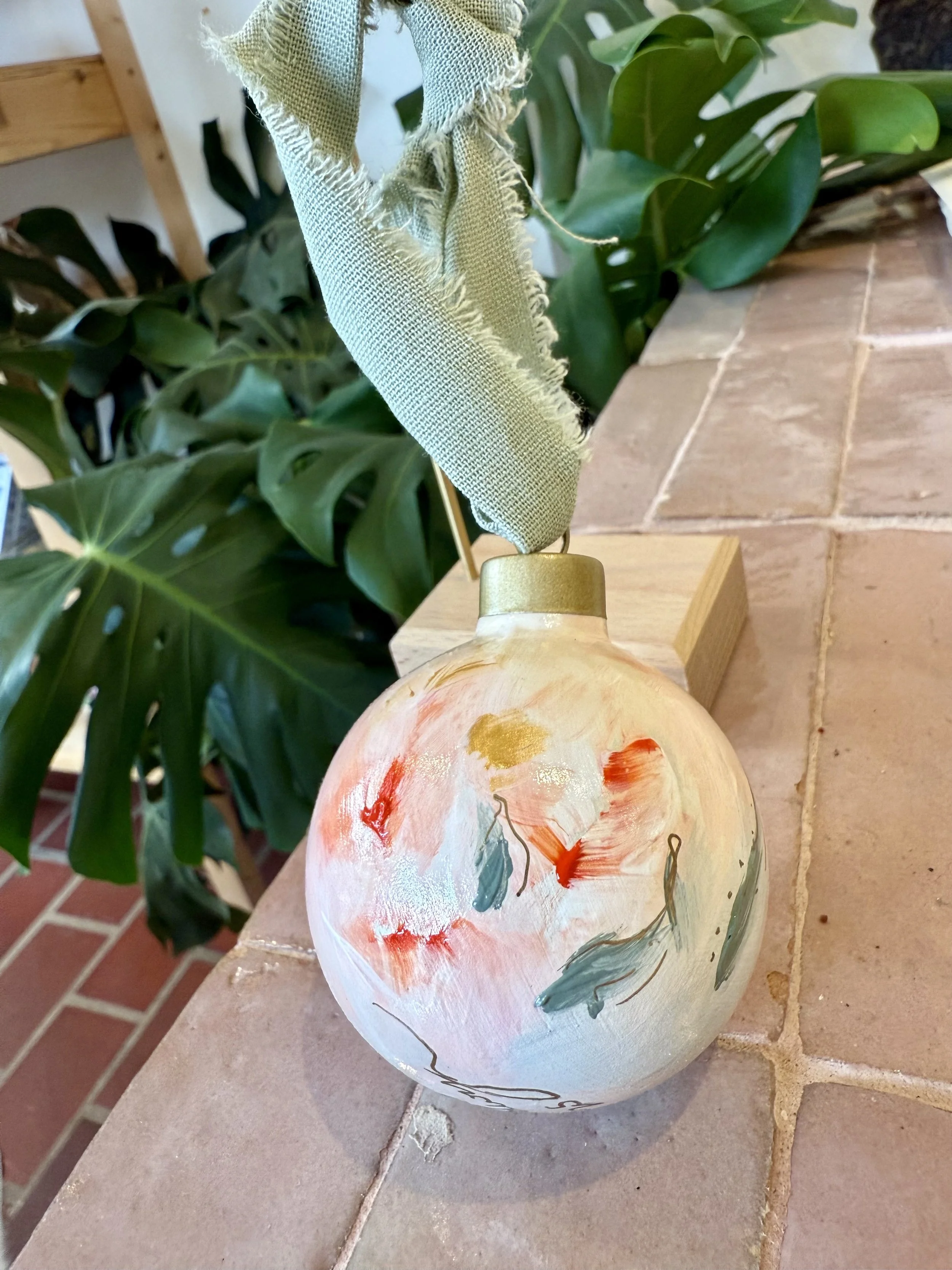 ornament bauble 5.2.jpg