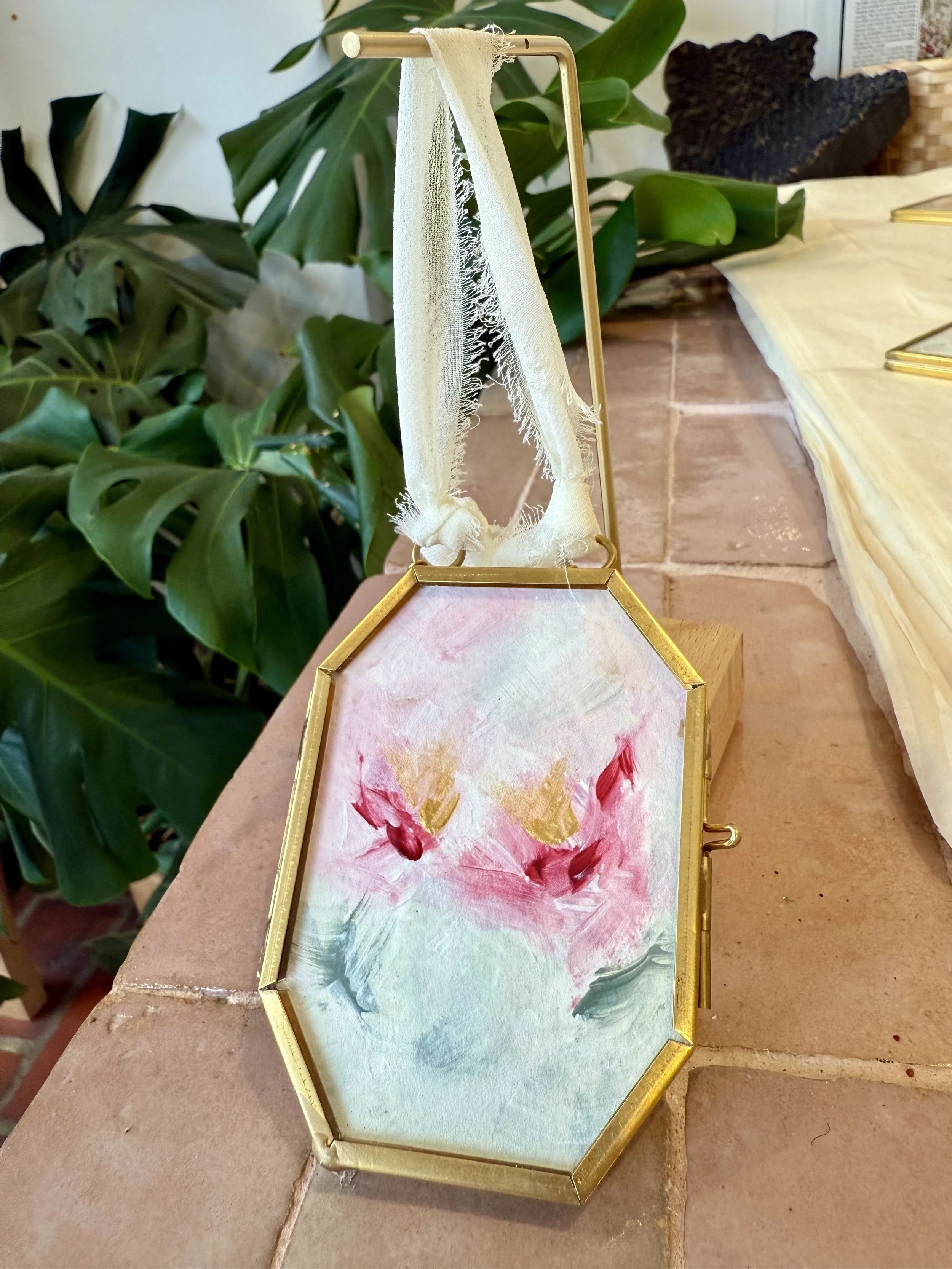 2025 Framed Ornament - Octagon Shape No. 1