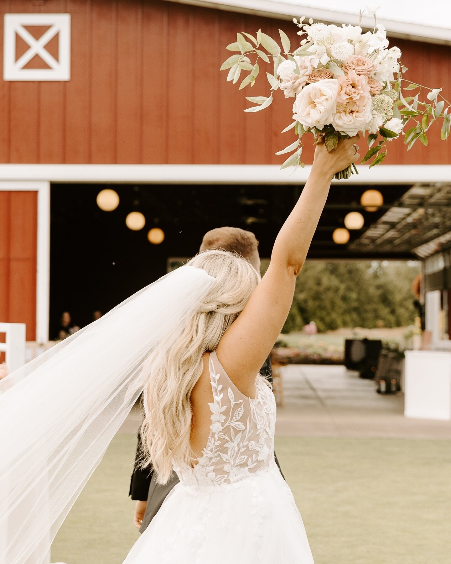 From &lsquo;I do&rsquo; to &lsquo;Let&rsquo;s dance!&rsquo; 🎶✨ The ceremony recessional marks the joyful start of forever. Let&rsquo;s craft a memorable moment that reflects your love story and sets the tone for the celebration ahead 🤍