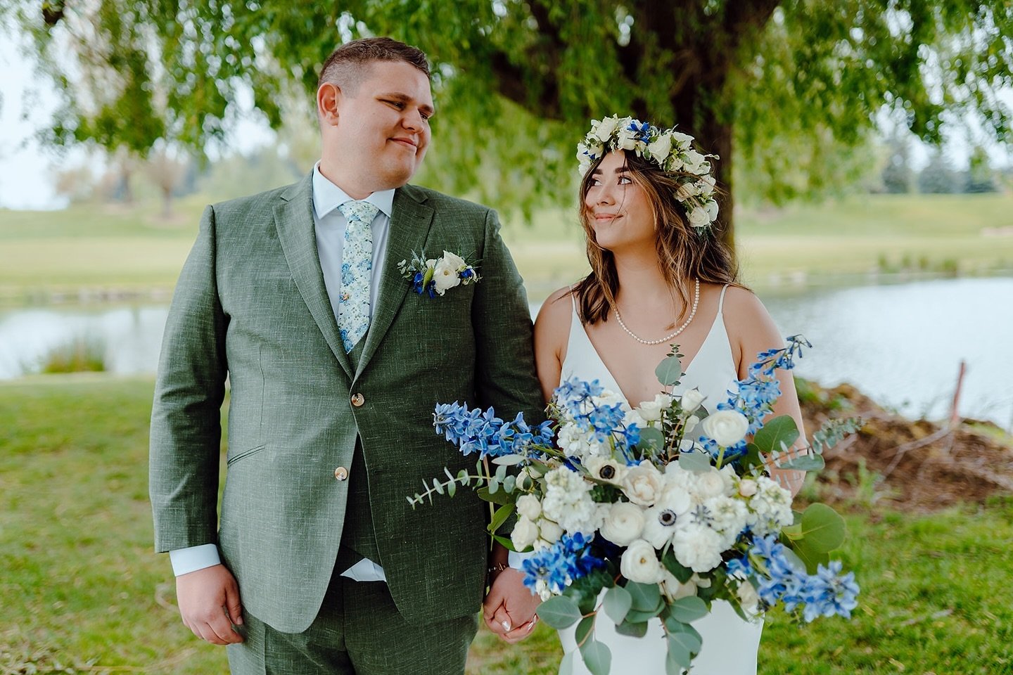 Springing into love with blooming florals and enchanting themes 🌸💍 Let nature be our muse as we craft your dream wedding!

Check out our amazing vendor team below:
Planning - @inthedetailscompany 
Venue - @langdonfarmswedding 
Photography - @lindse