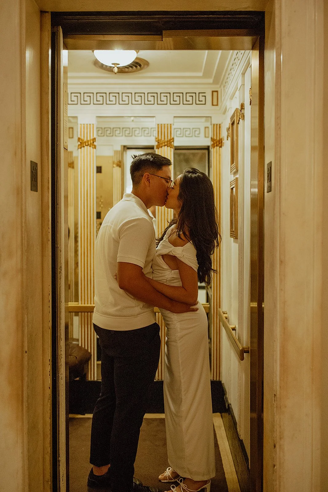 new-york-wedding-photographer-New-York-City-Engagement-Photos-Romantic-Places-That-Feel-Like-You_7840.jpg
