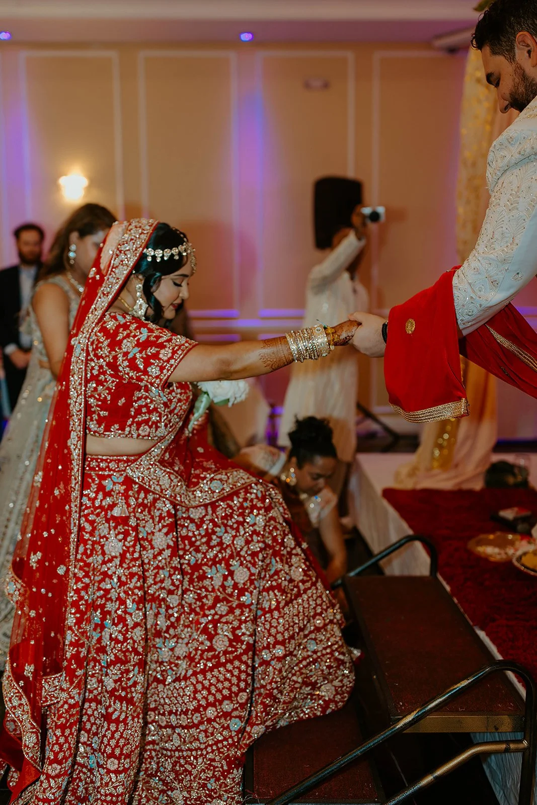 new-york-wedding-photographer-How-to-Celebrate-Your-Cultures-in-a-Multicultural-Wedding_7430.jpg