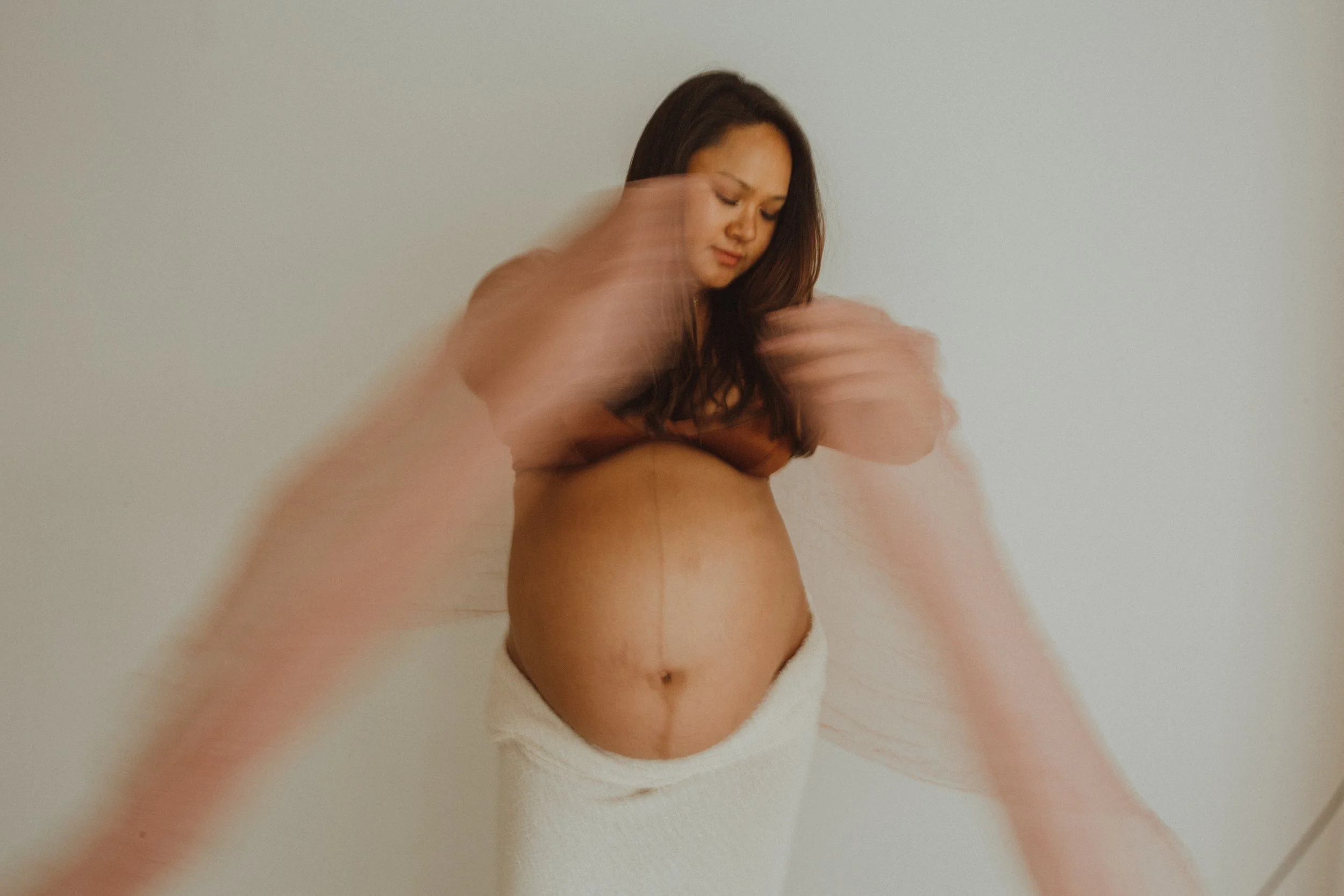 moving maternity photo