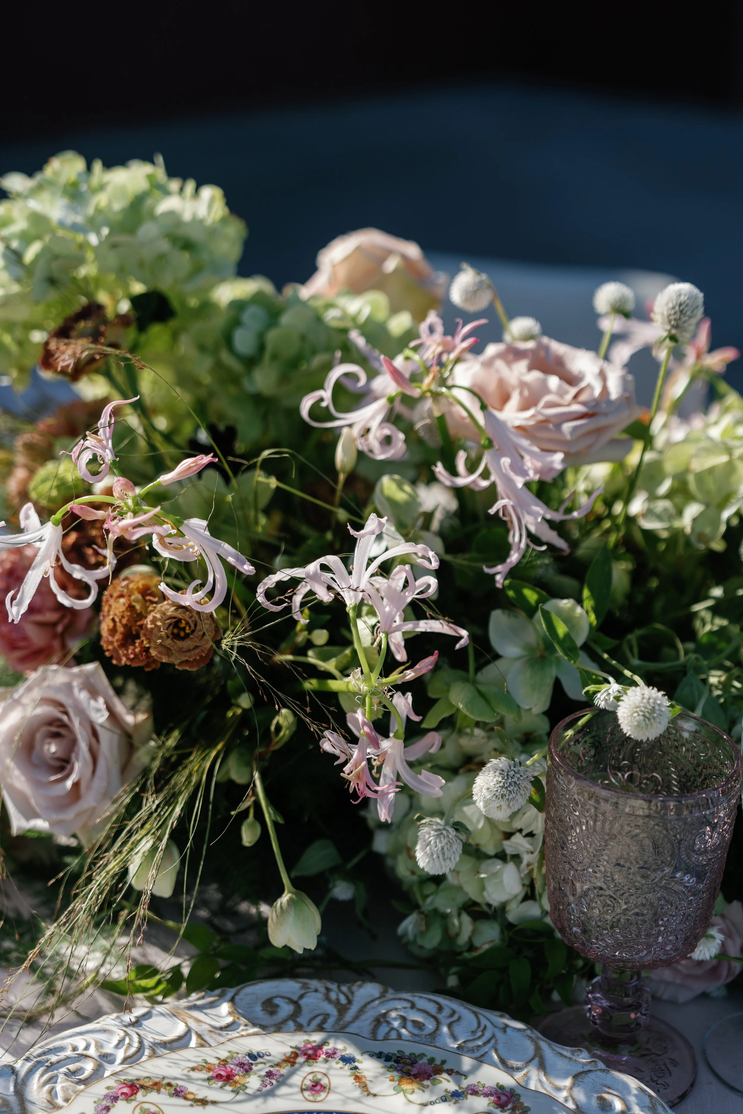 ClassyHolidayStyledShoot-229.jpeg