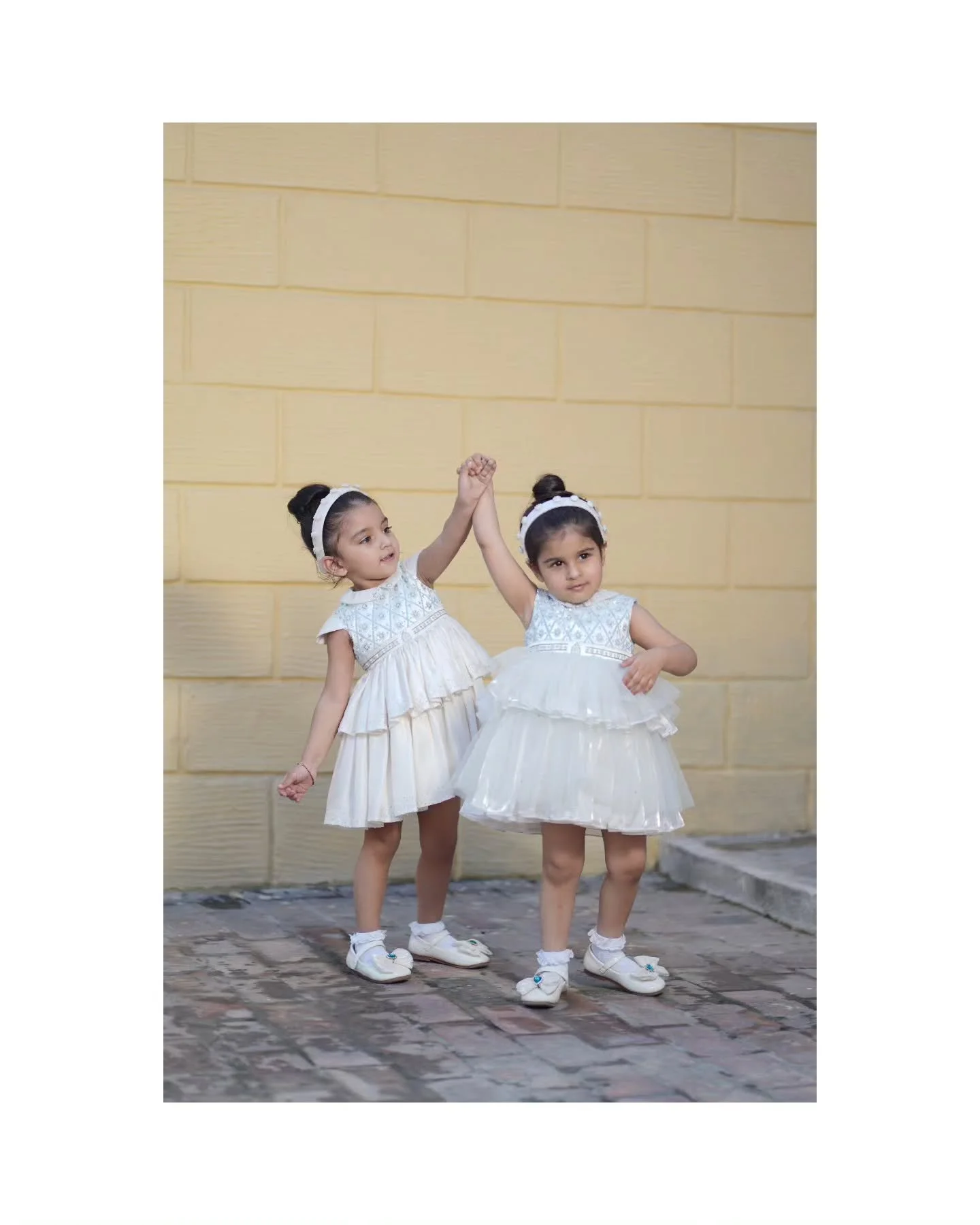 Little muses twirling in L&agrave;TaRa

Intricate hand embroidery, dreamy tulle layers and delicate details come together to create a look full of luxury, love and little moments of magic.

[L&agrave;Tara Kid, L&agrave;TaRa, Elegant Dress, Worldwide 